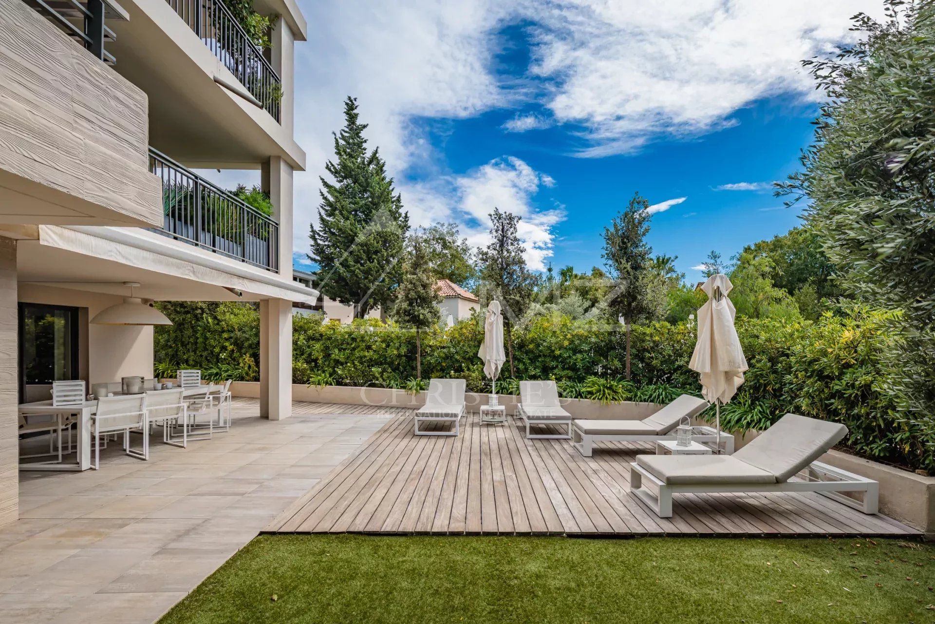 Condominio nel Saint-Tropez, Provence-Alpes-Cote d'Azur 12117204