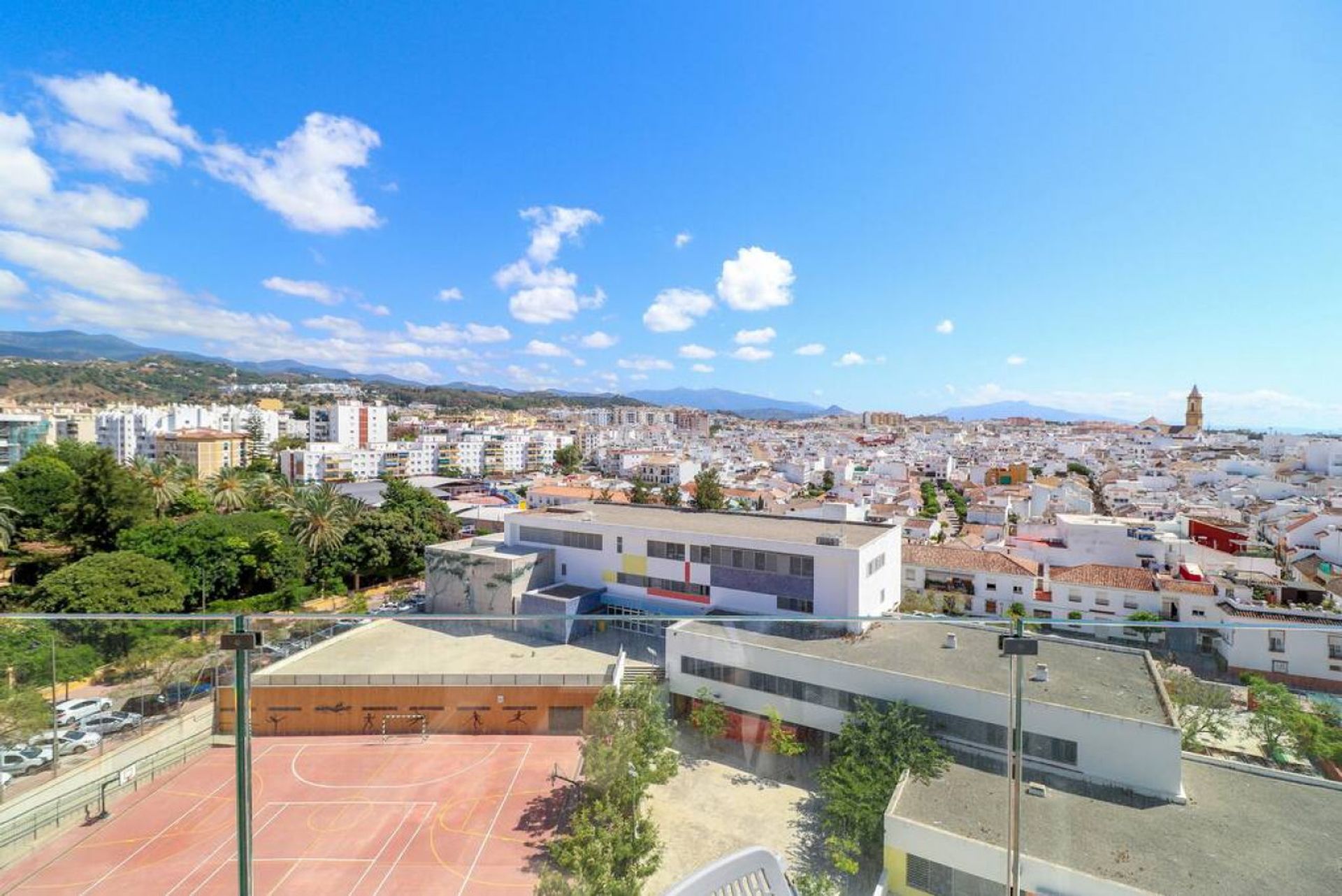 Condominio en Estepona, Andalusia 12118714