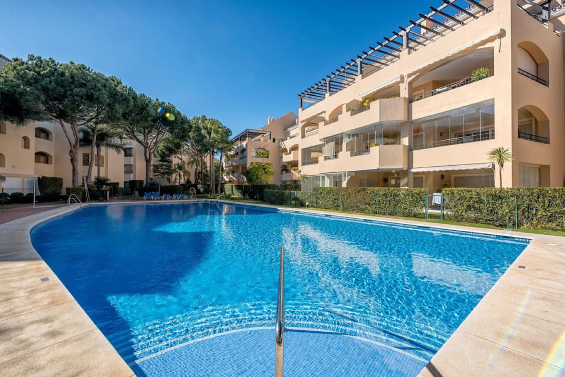 Condominium dans Marbella, Andalusia 12118719