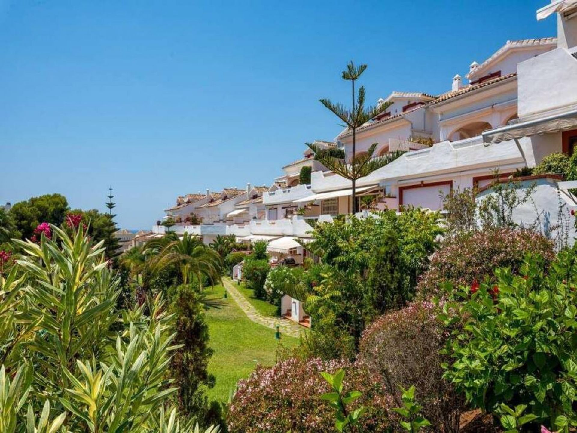 Condominium dans Marbella, Andalusia 12118740