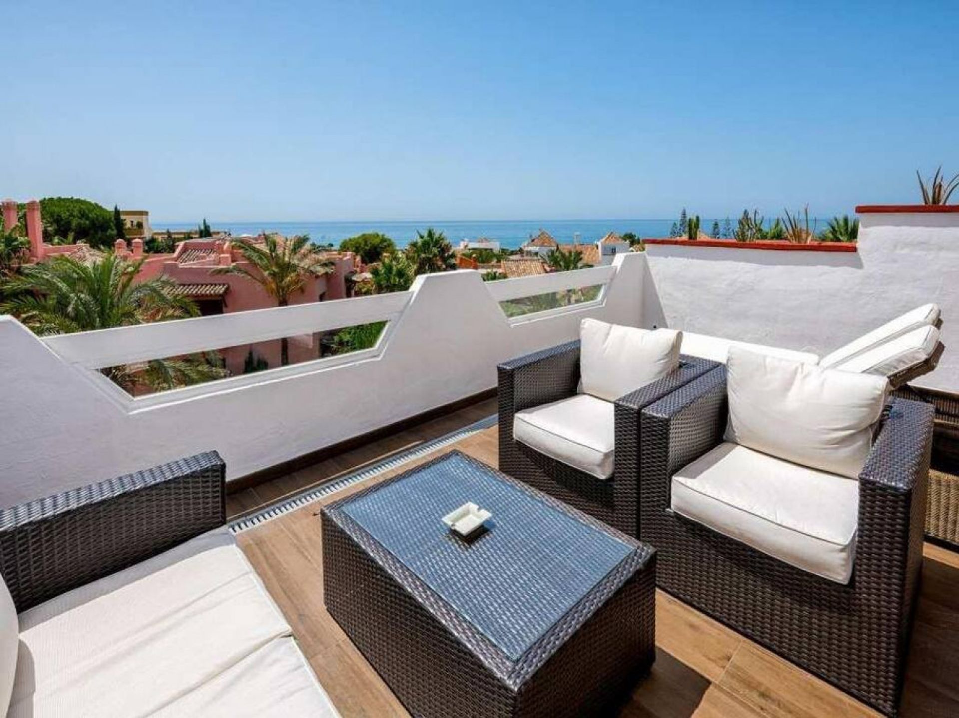 Condominium dans Marbella, Andalusia 12118740