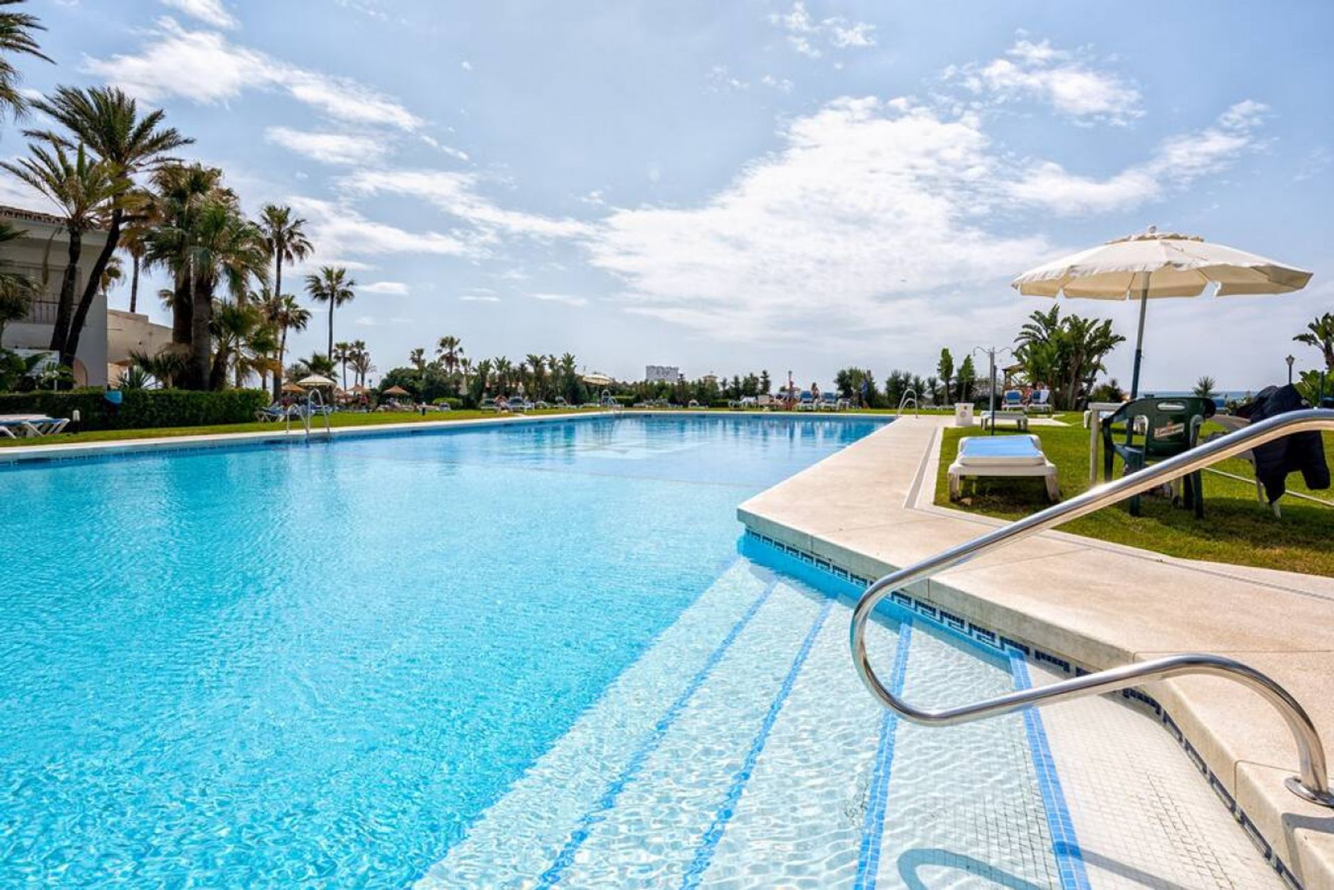 Condominio nel Marbella, Andalusia 12118765