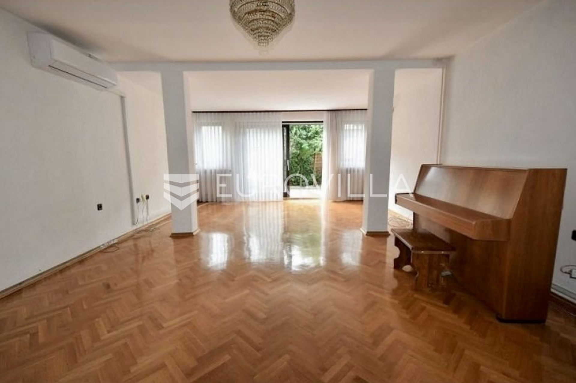 Condominio nel Hrelici, Zagreb, Grad 12121827