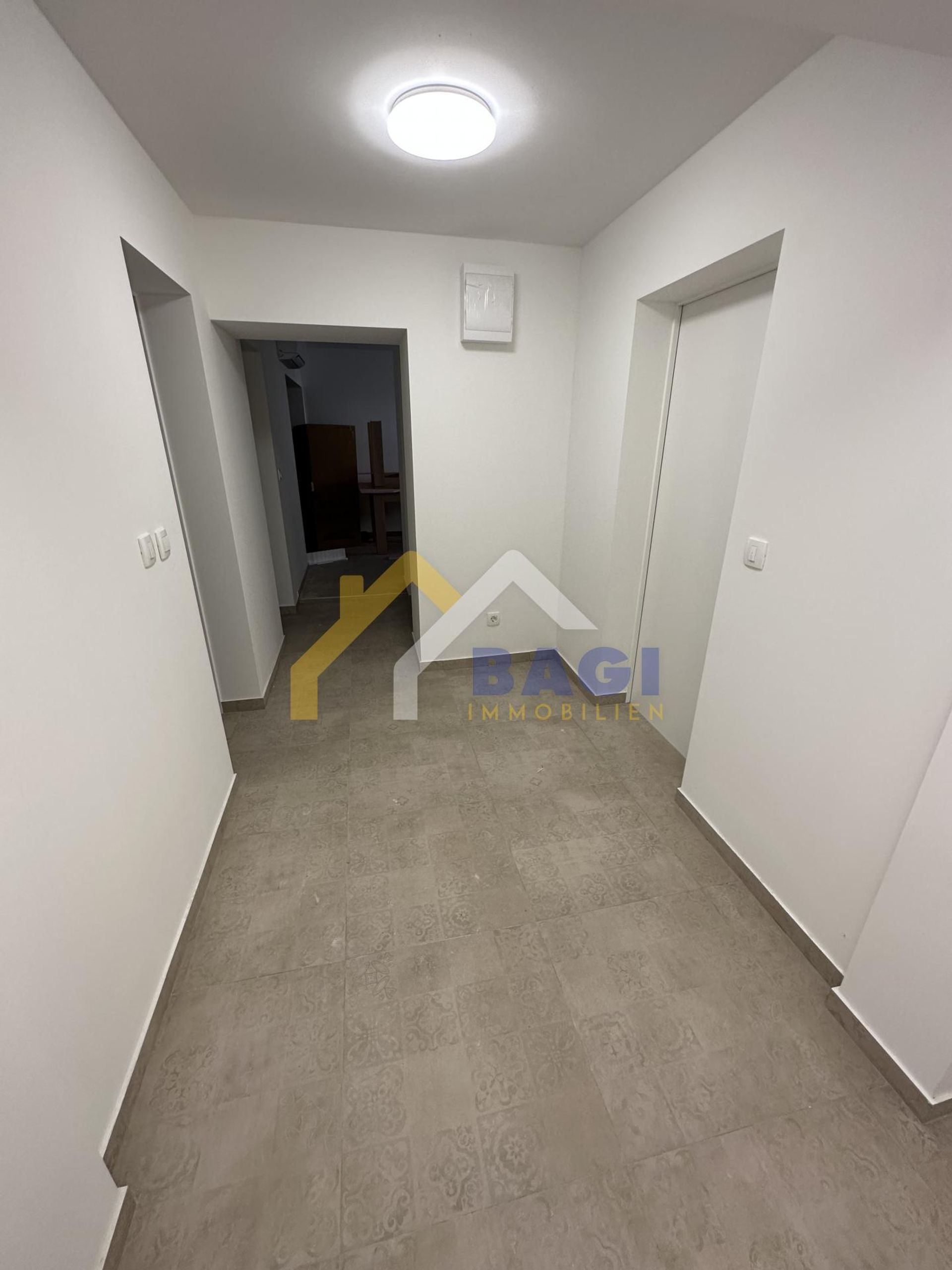 Huis in Zagreb, City of Zagreb 12122336