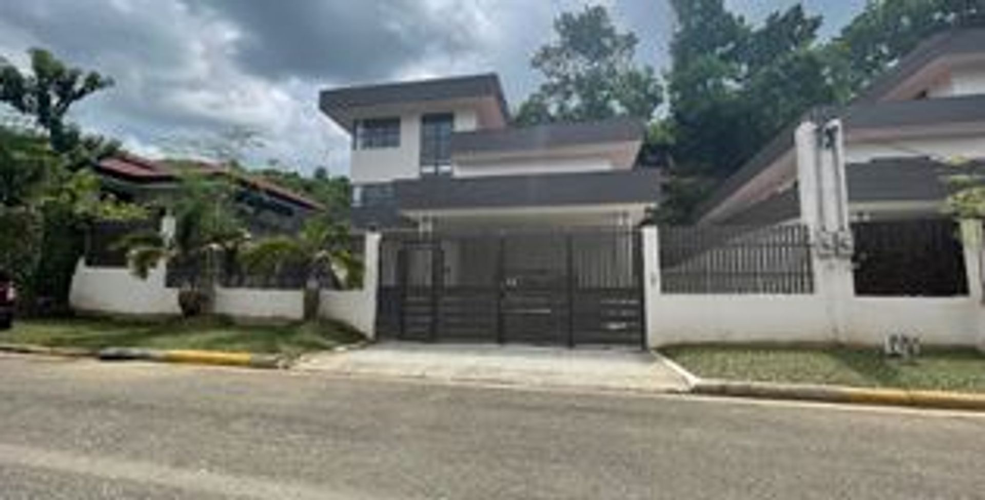 Hus i Talamban, Cebu 12122768