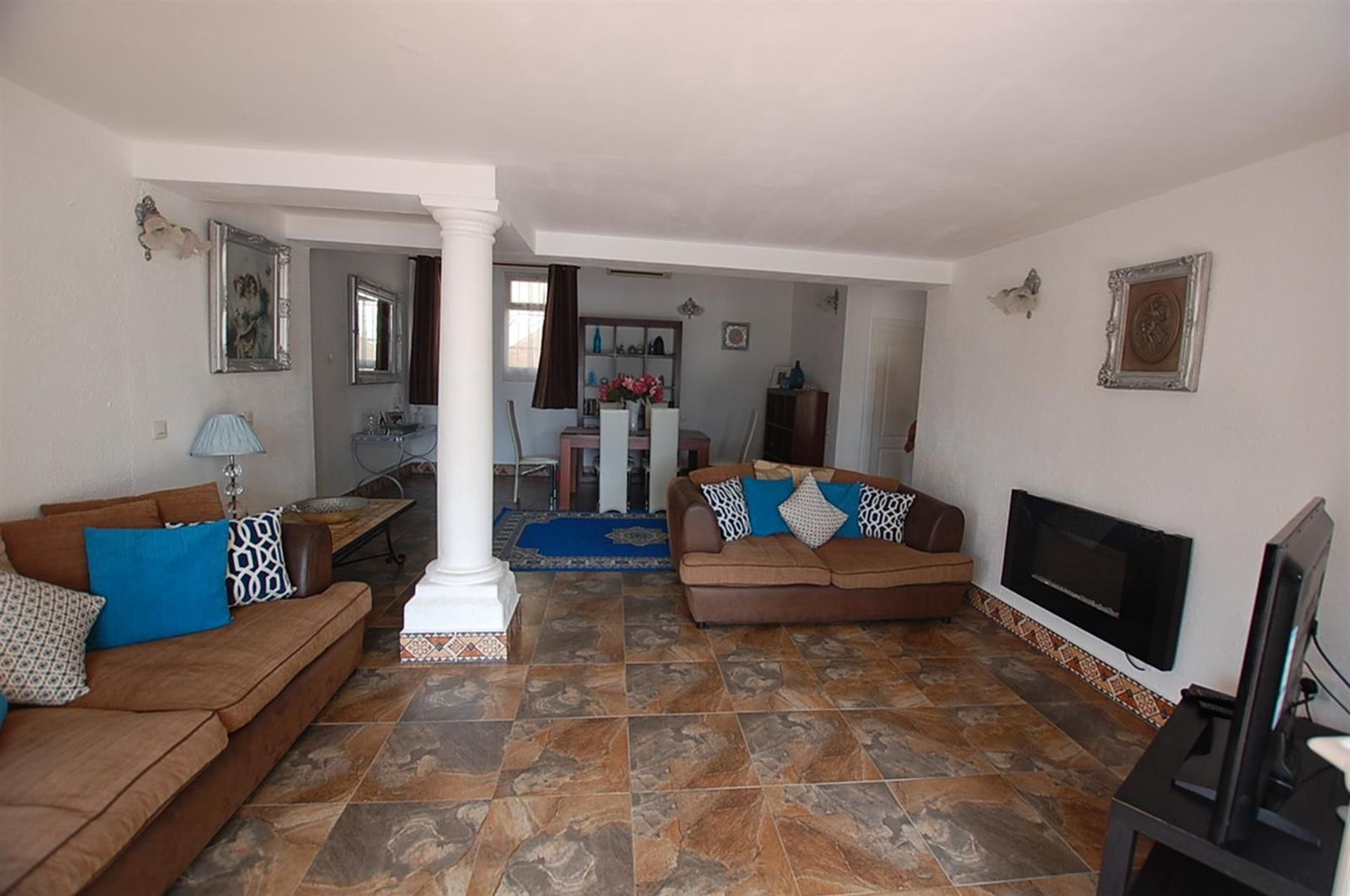 Haus im Las Lagunas, Andalusia 12124148