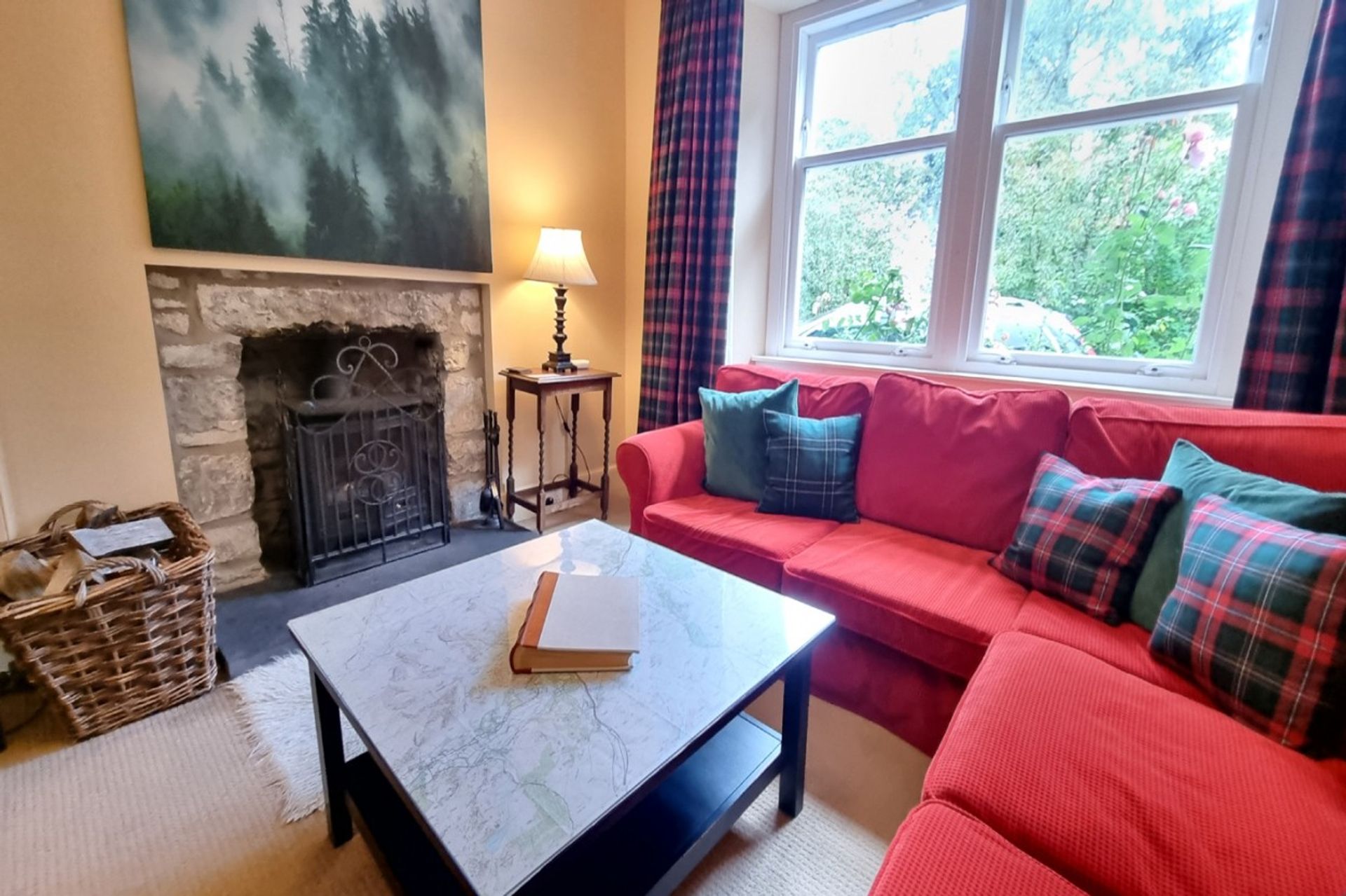 Condominium in Newtonmore, Highland 12124246