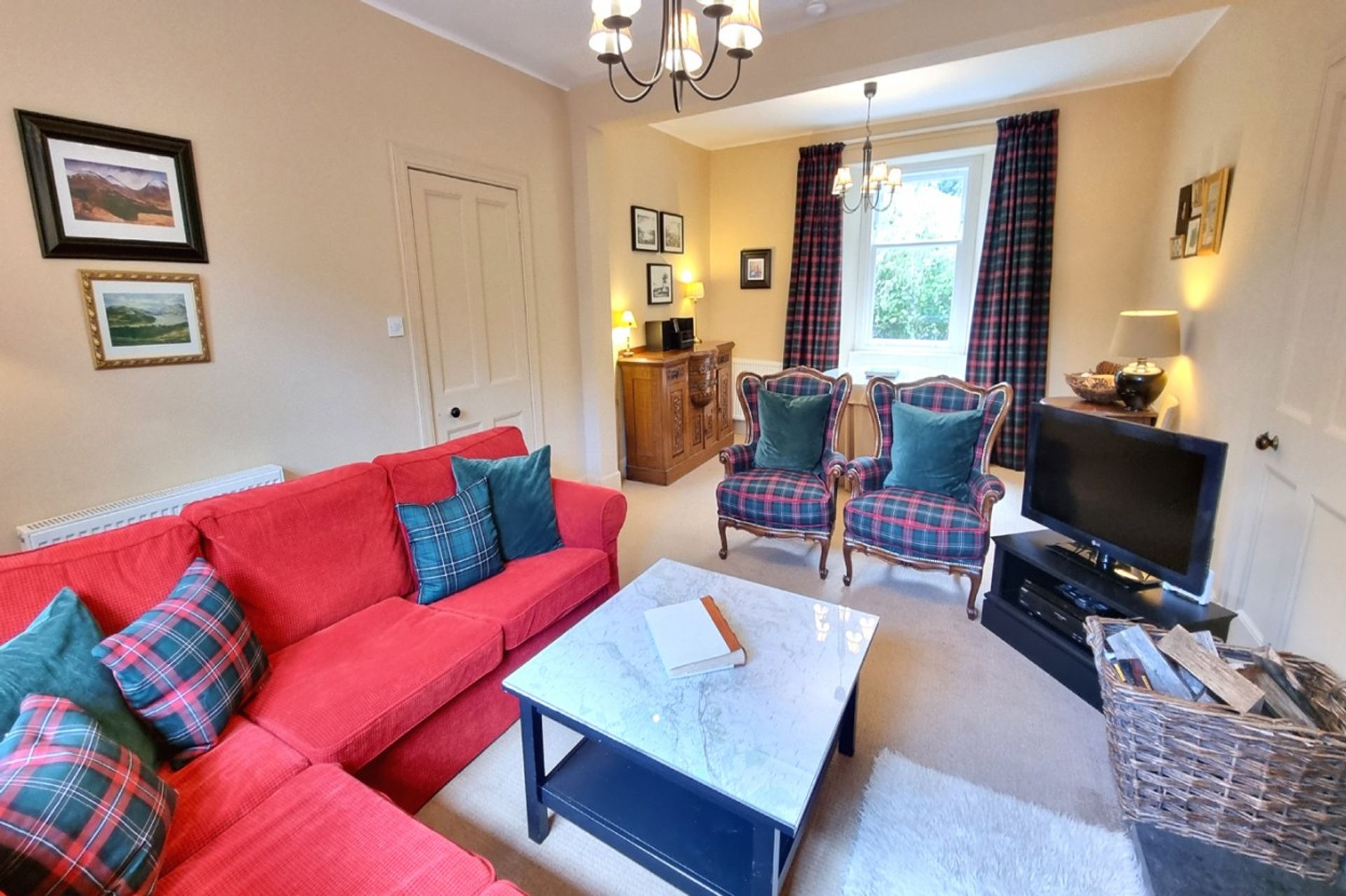 Condominium in Newtonmore, Highland 12124246