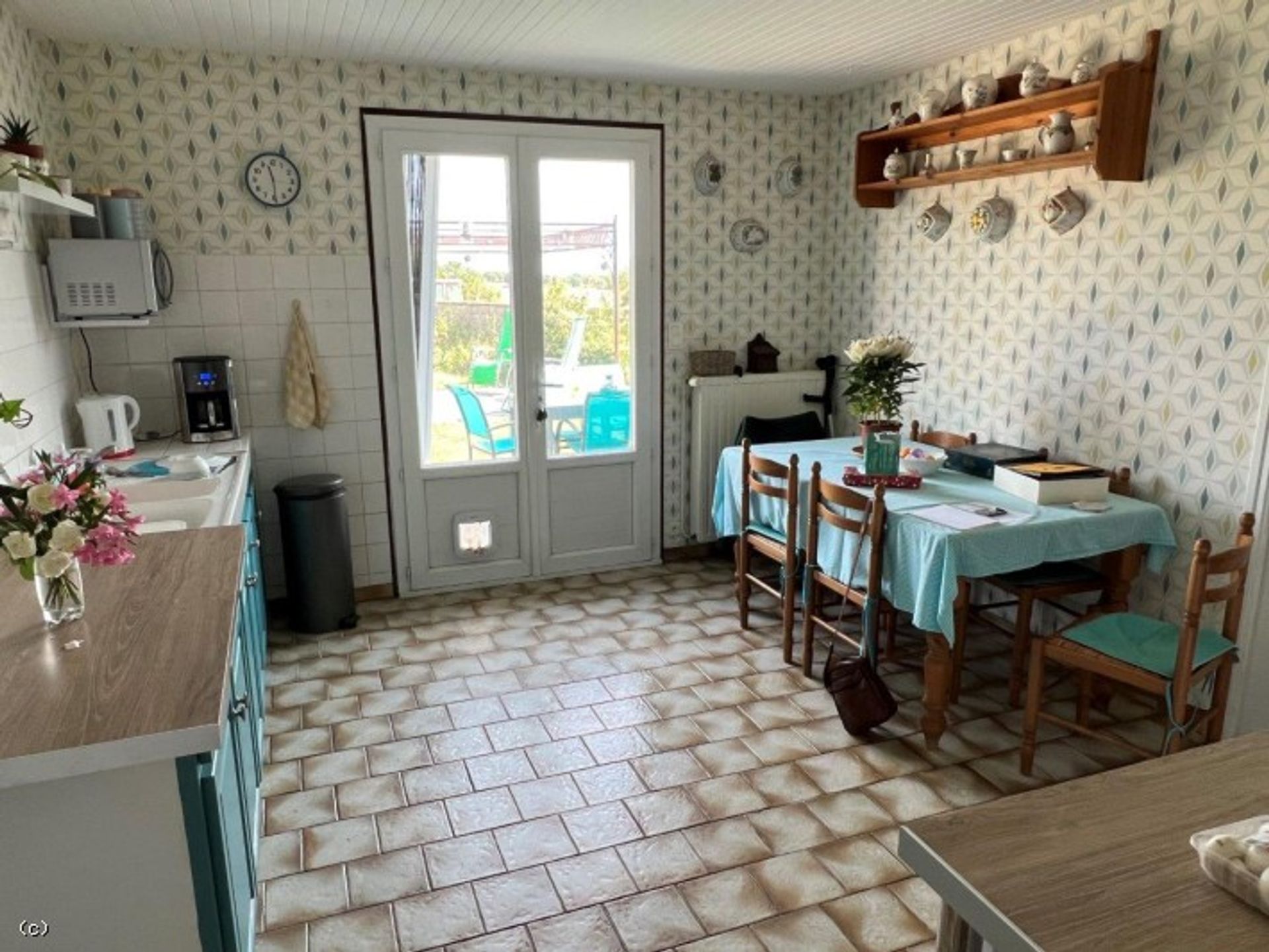 House in Ruffec, Nouvelle-Aquitaine 12124552