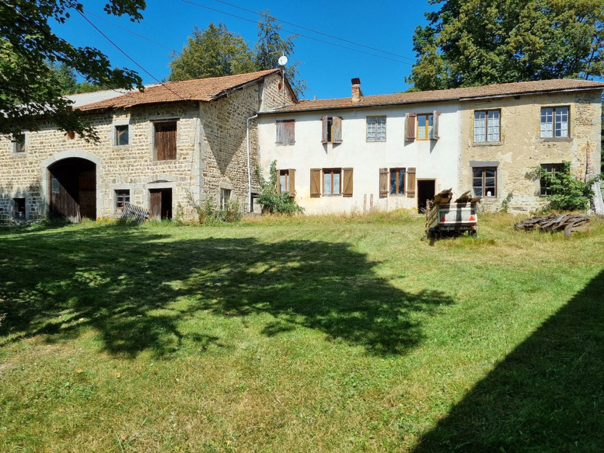 Lain di Saint-Victor-Montvianeix, Auvergne-Rhone-Alpes 12125260