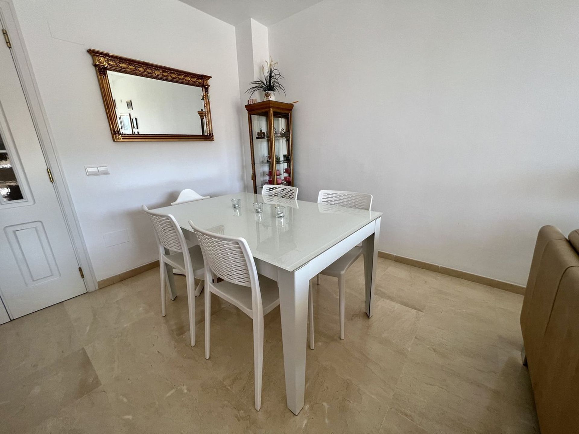 Condominium in Sitio de Calahonda, Andalusia 12125274