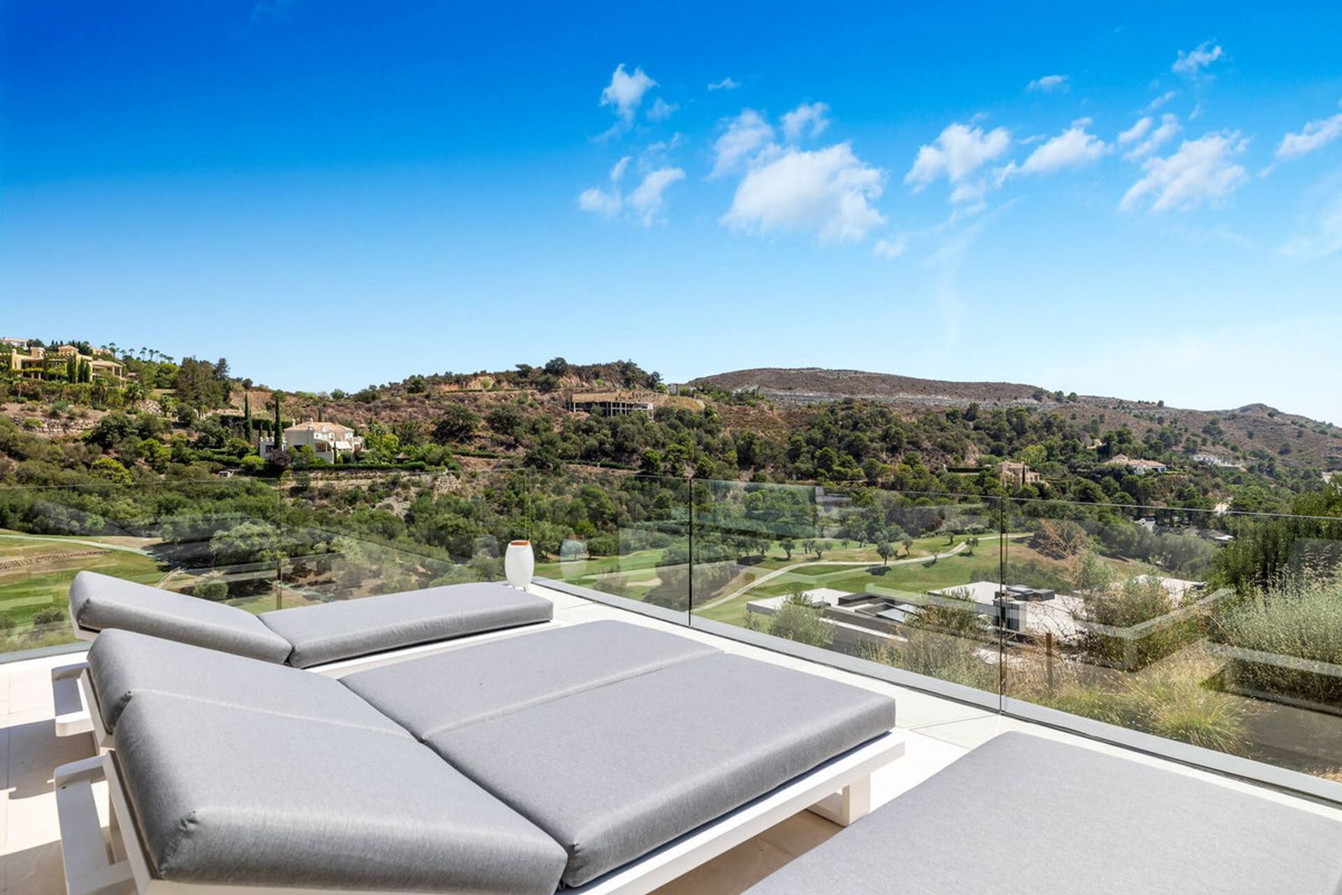 Huis in Benahavis, Andalusië 12125302