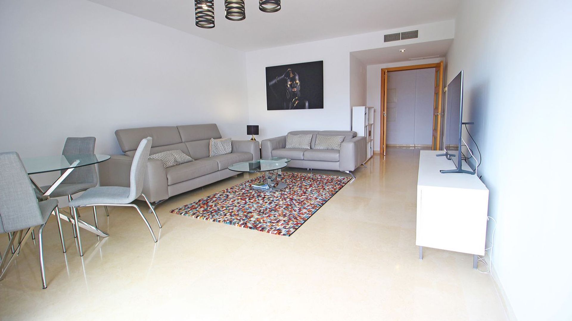 Condominium in Marbella, Andalusië 12125522