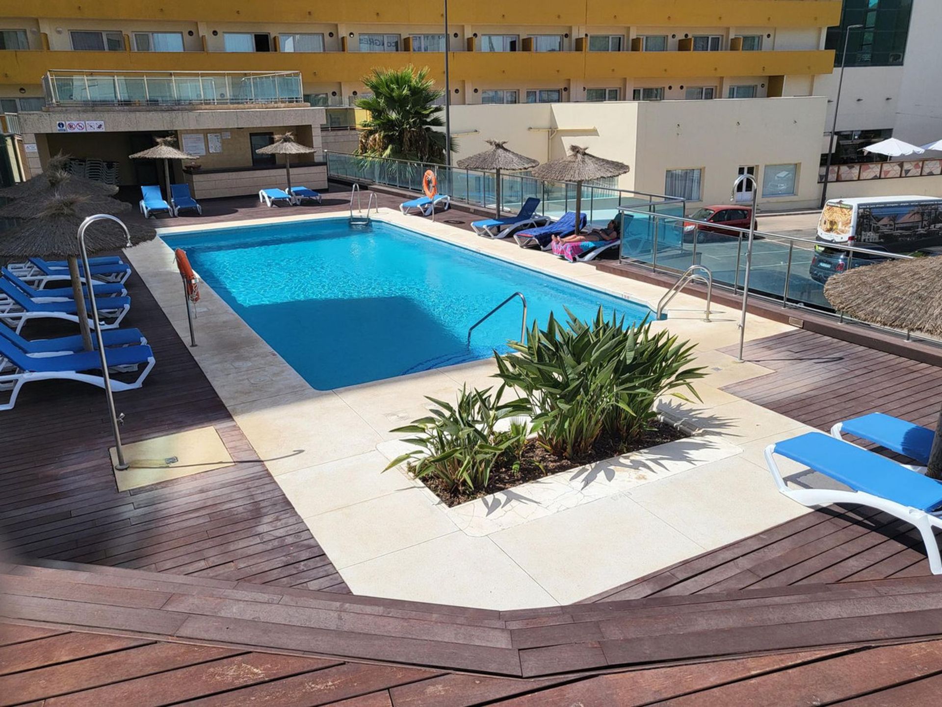 Condominium in Marbella, Andalusië 12125522