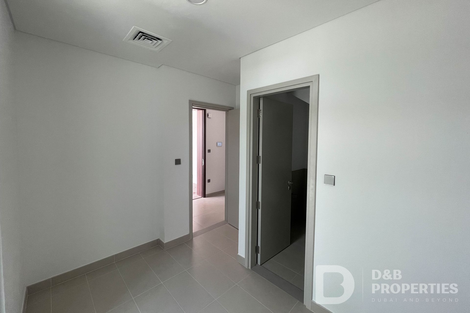 rumah dalam Dubai, Dubai 12126090