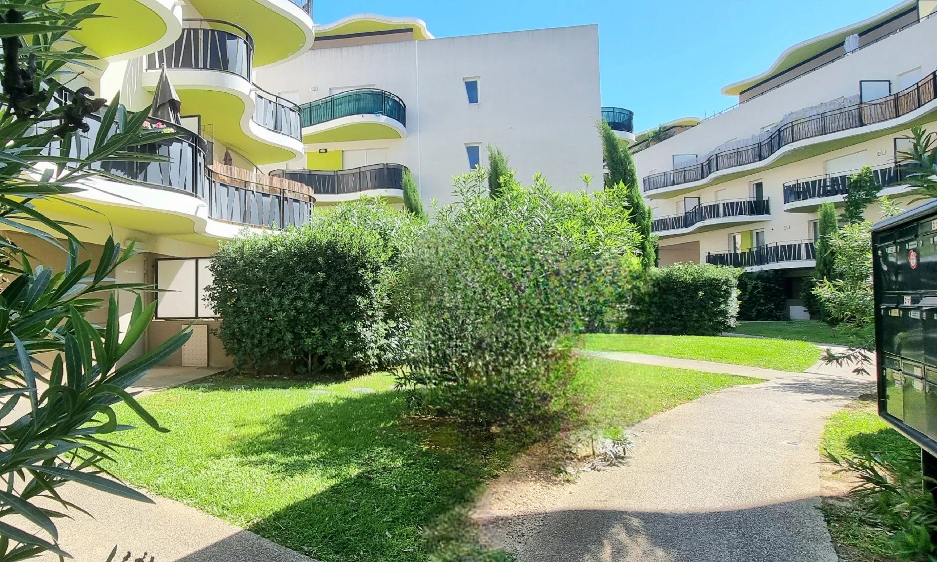 Condominium in Castelnau-le-Lez, Hérault 12127240