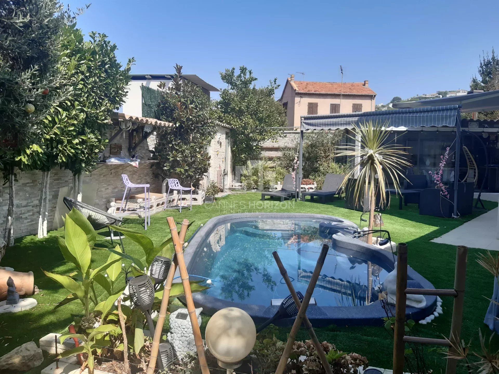 rumah dalam Cannes, Provence-Alpes-Côte d'Azur 12127285