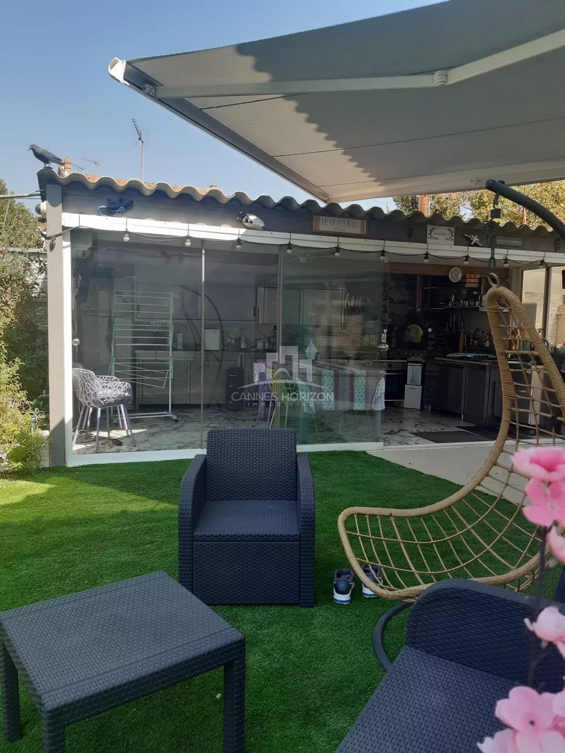 Residential in Cannes, Alpes-Maritimes 12127285