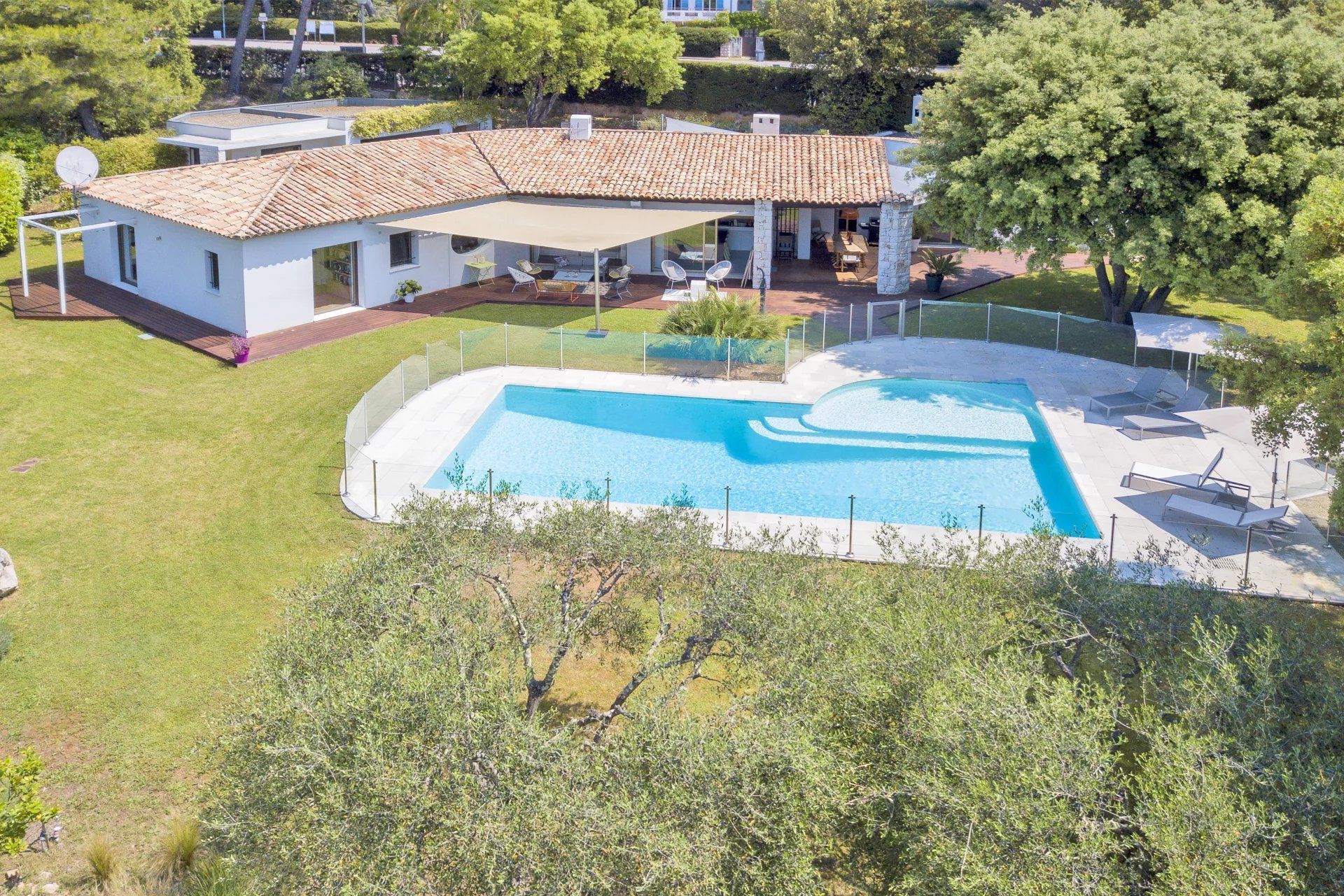 rumah dalam Biot, Provence-Alpes-Côte d'Azur 12129220