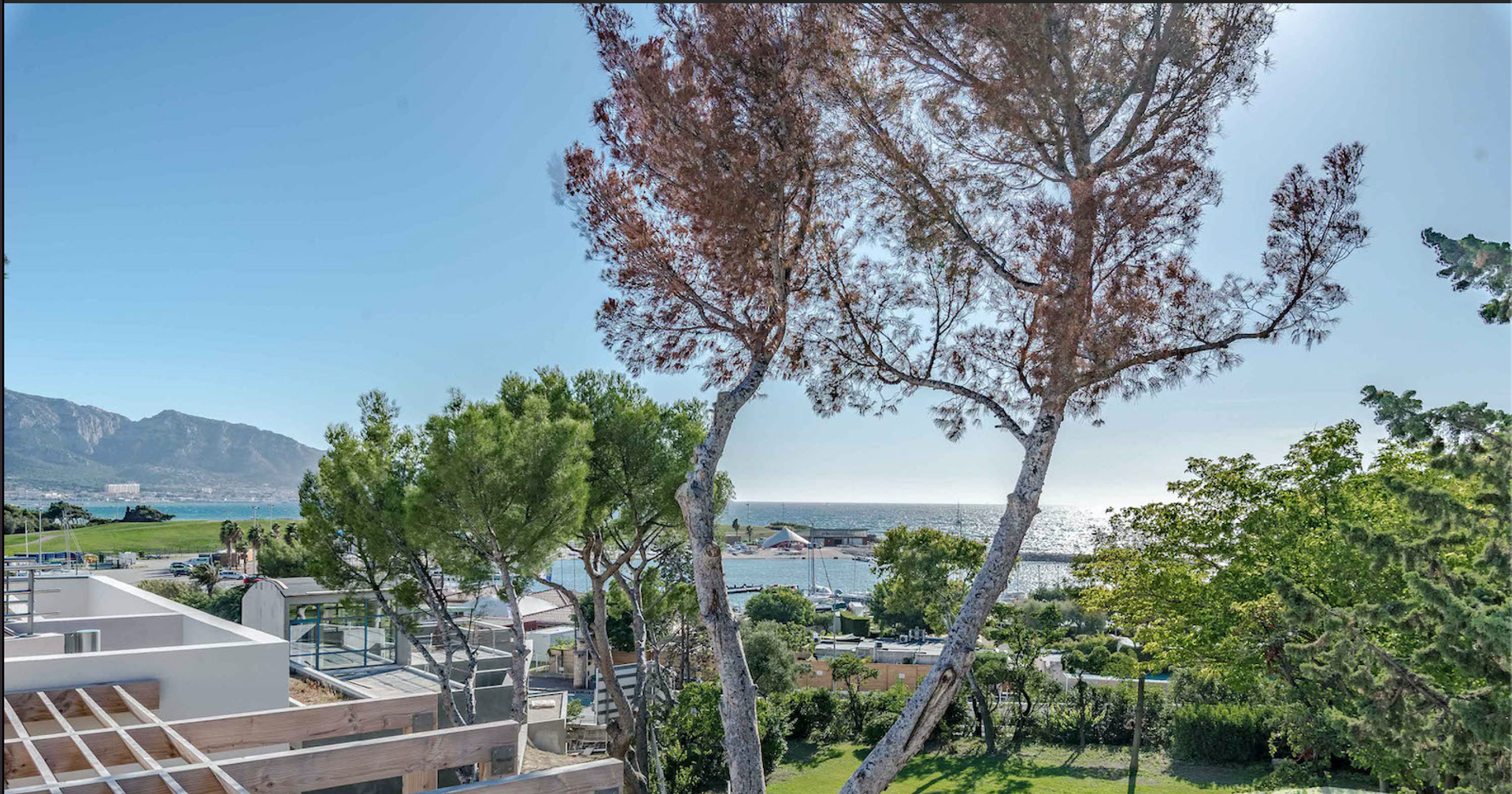 Condominium dans Bonneveine, Provence-Alpes-Cote d'Azur 12129270