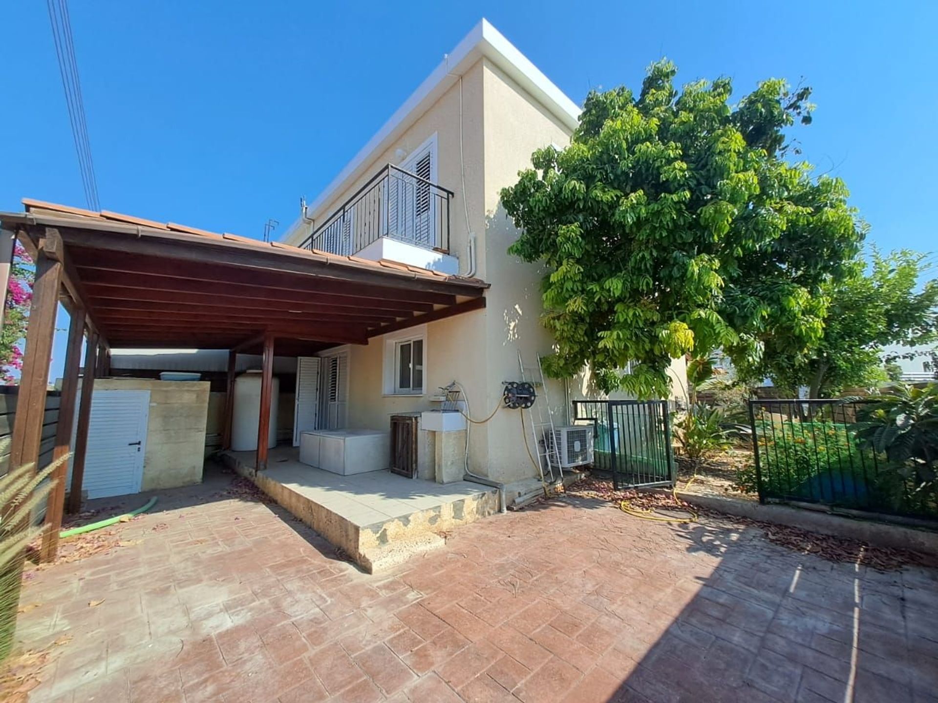 Hus i Yeroskipou, Paphos 12130787