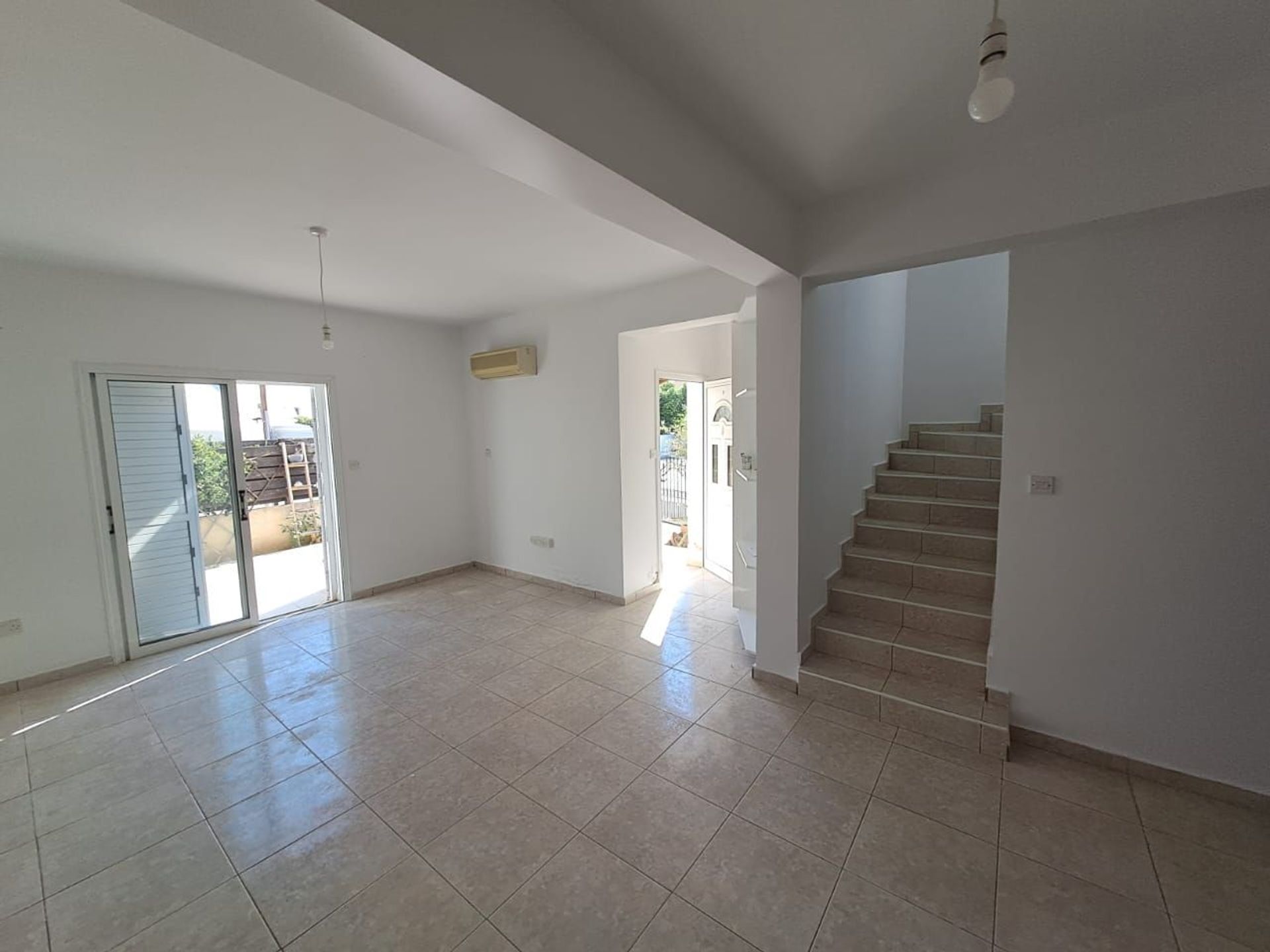 Hus i Yeroskipou, Paphos 12130787