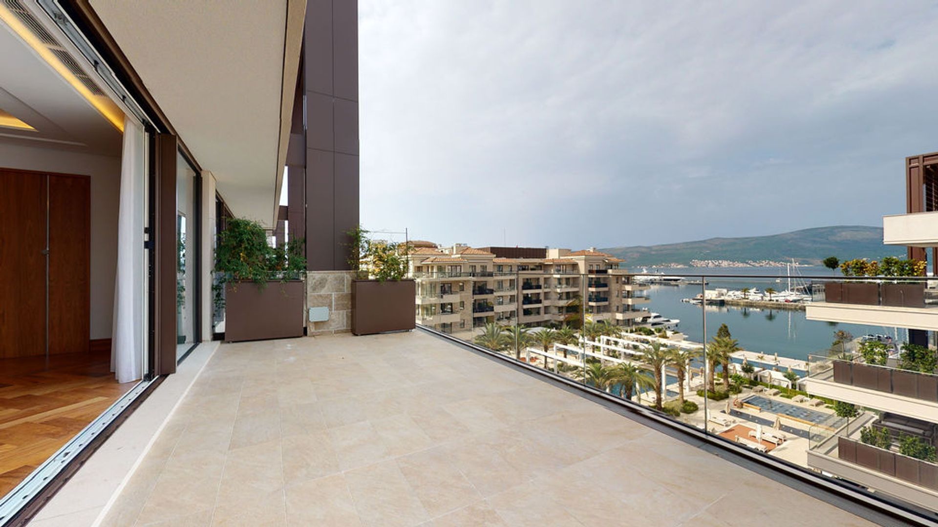 casa en Tivat, Tivat 12131052