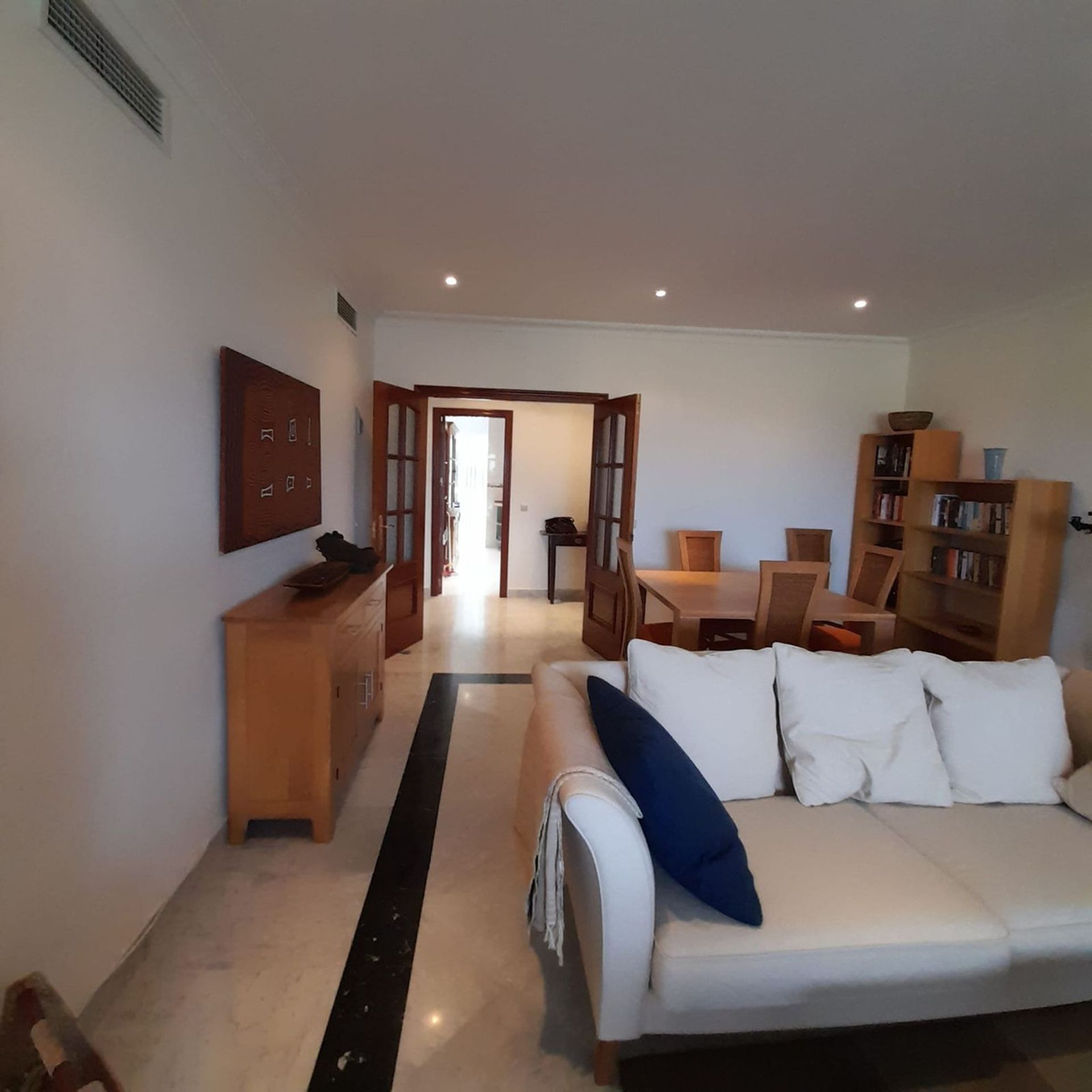 Condominium in Alhaurin el Grande, Andalusia 12132187