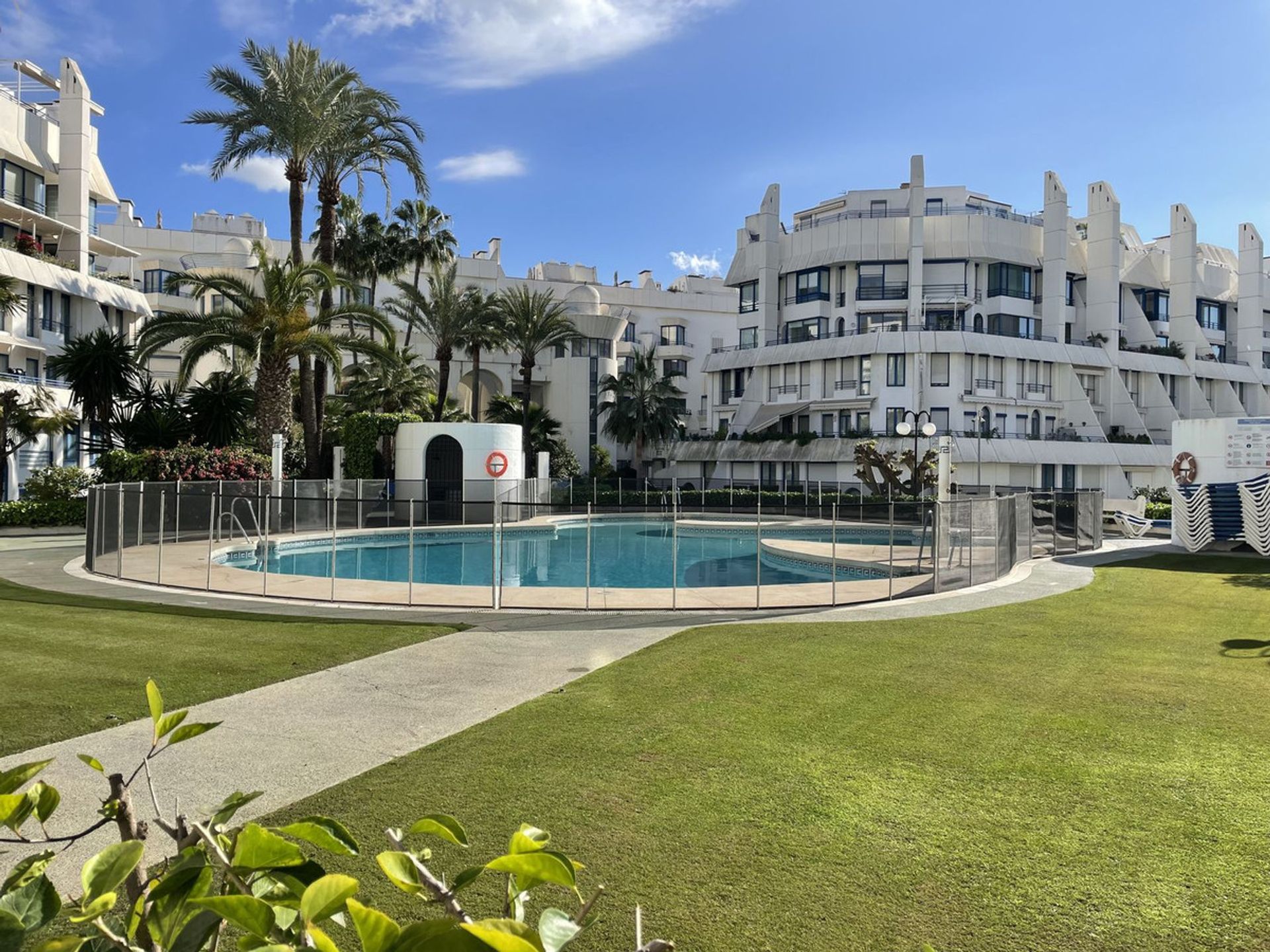 Квартира в Marbella, Andalusia 12132246