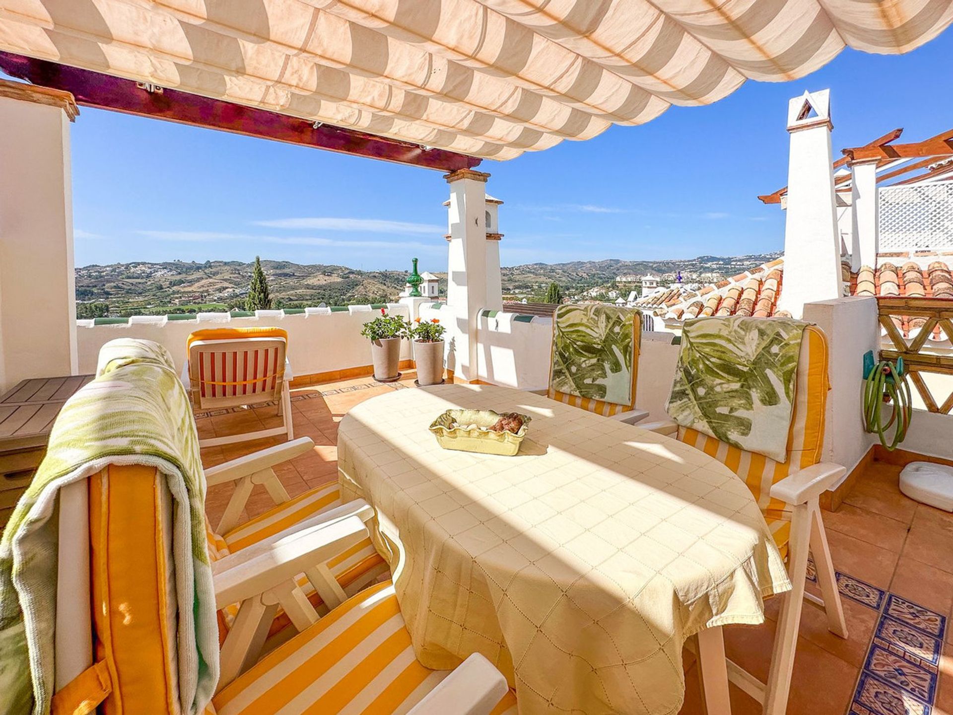 rumah dalam Las Lagunas de Mijas, Andalucía 12132801