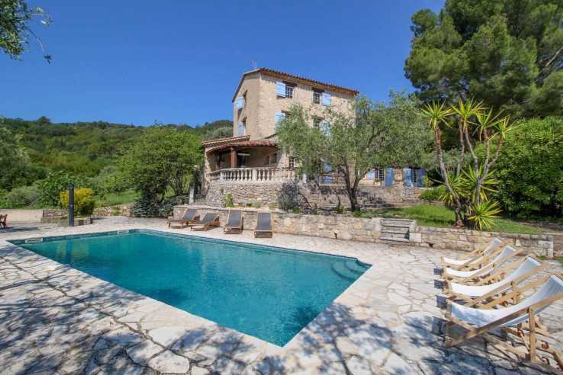 casa en Seillans, Provenza-Alpes-Costa Azul 12132938