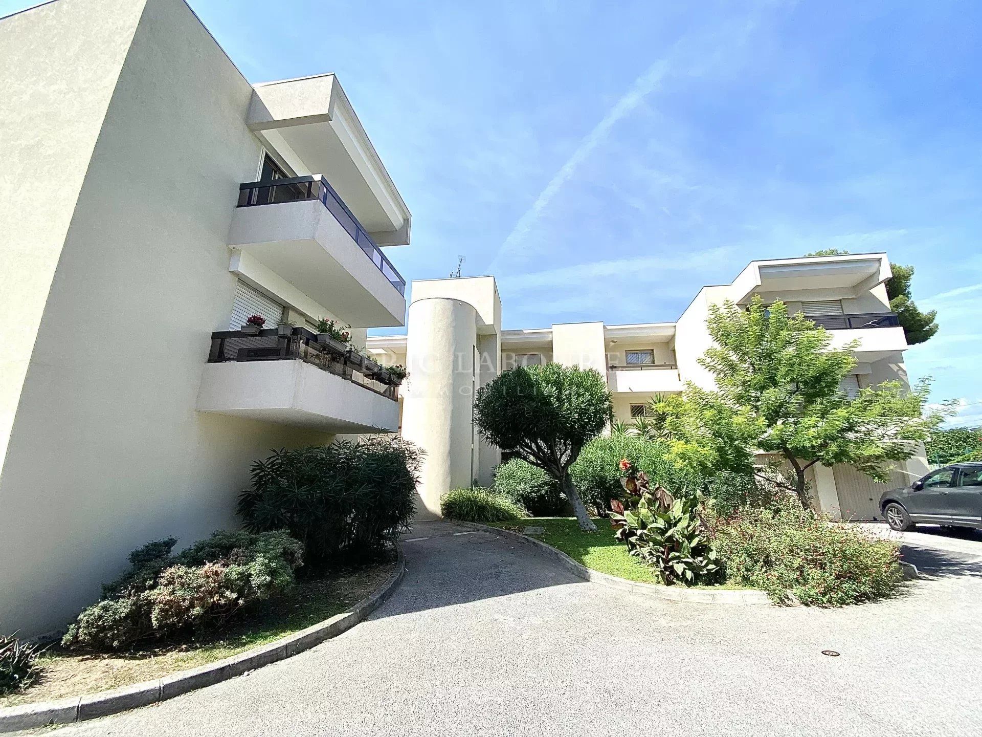 Condominio en Juan-les-Pins, Alpes-Maritimes 12133993