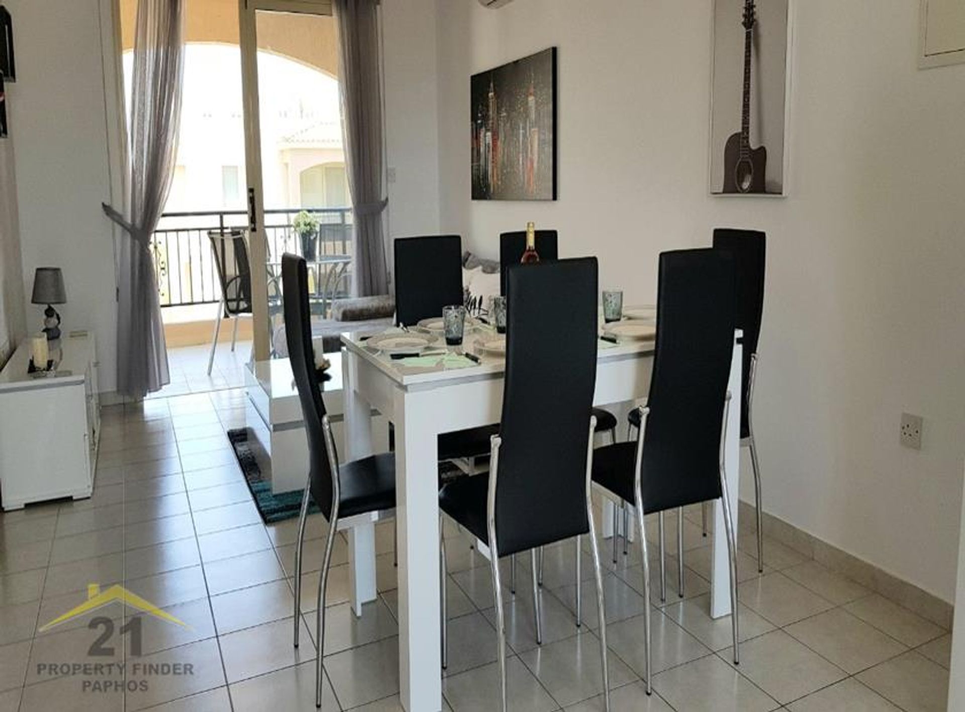 Condominium dans Chloraka,  12135893