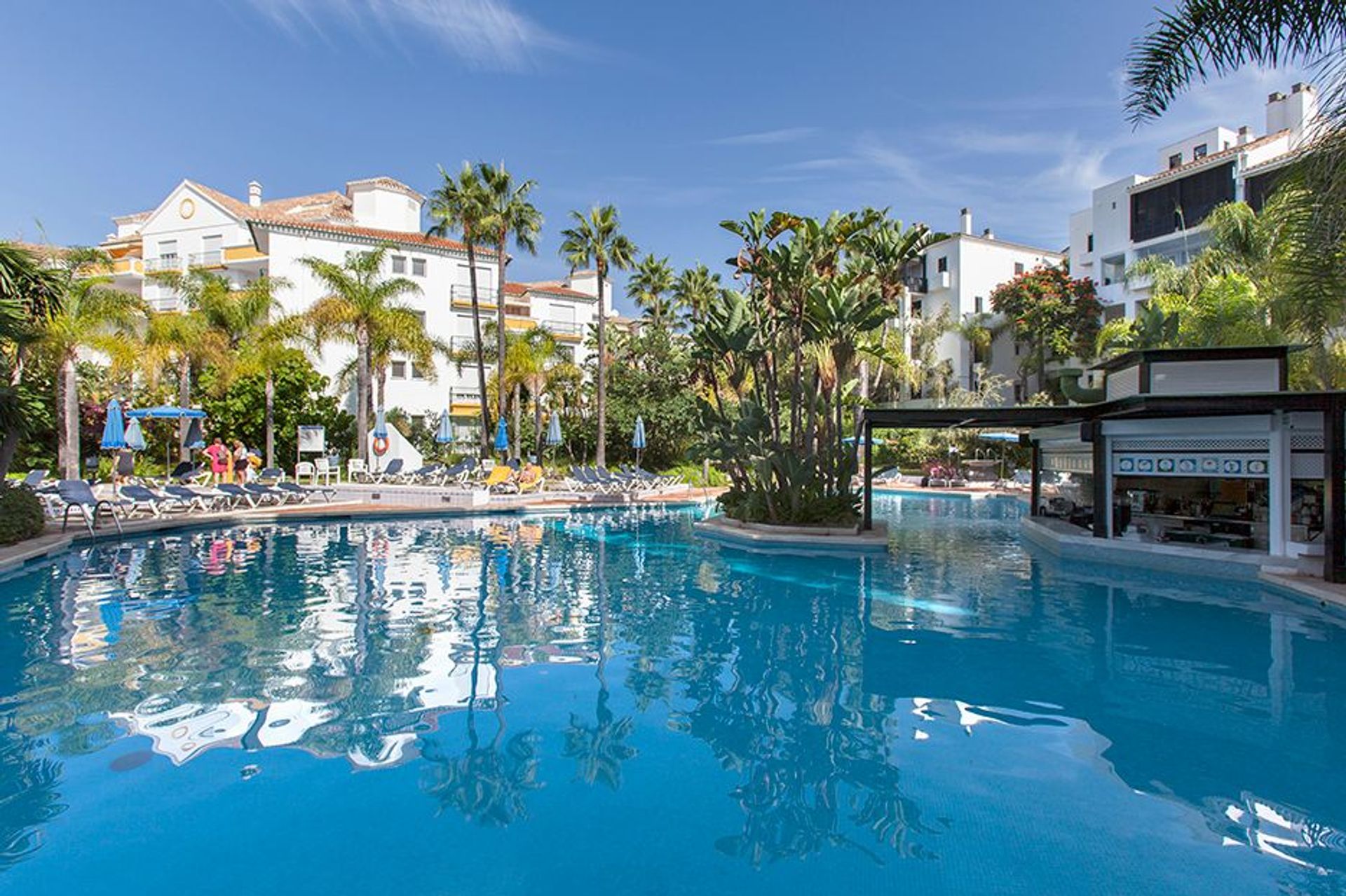 Condominium in Marbella, Andalusia 12136081