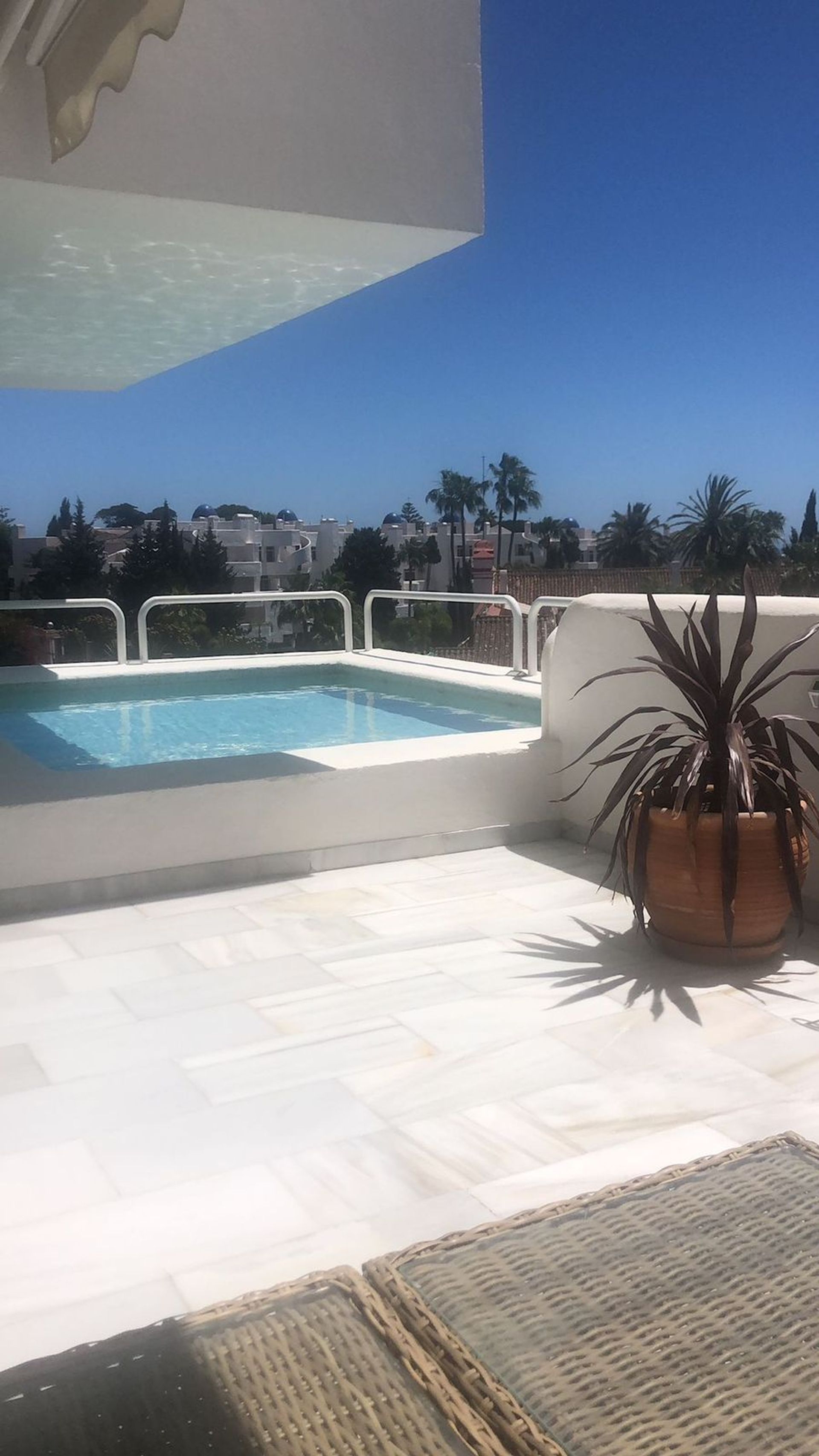 Condominium in Marbella, Andalusia 12136192