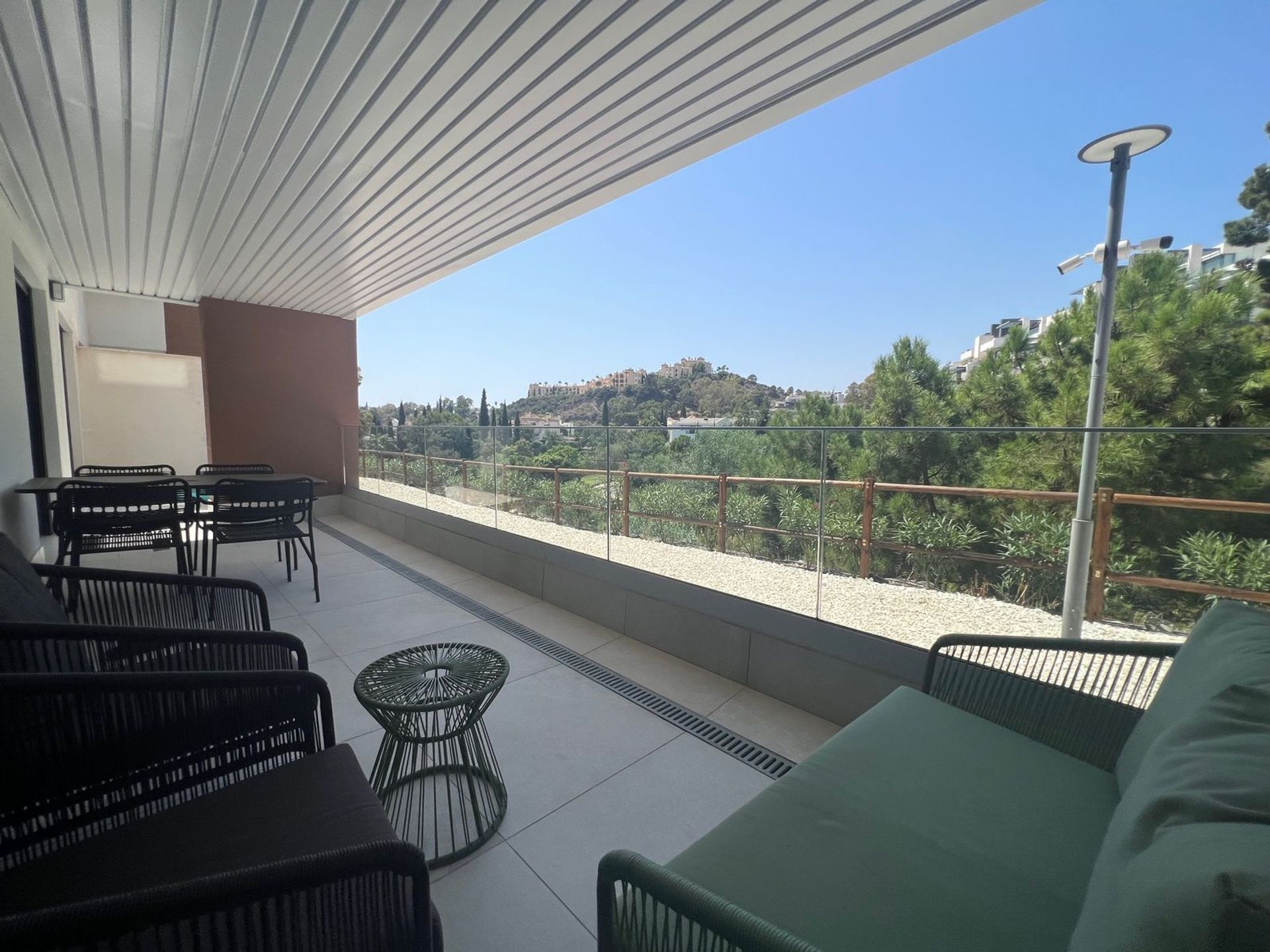 Condominium in Benahavis, Andalusia 12136206