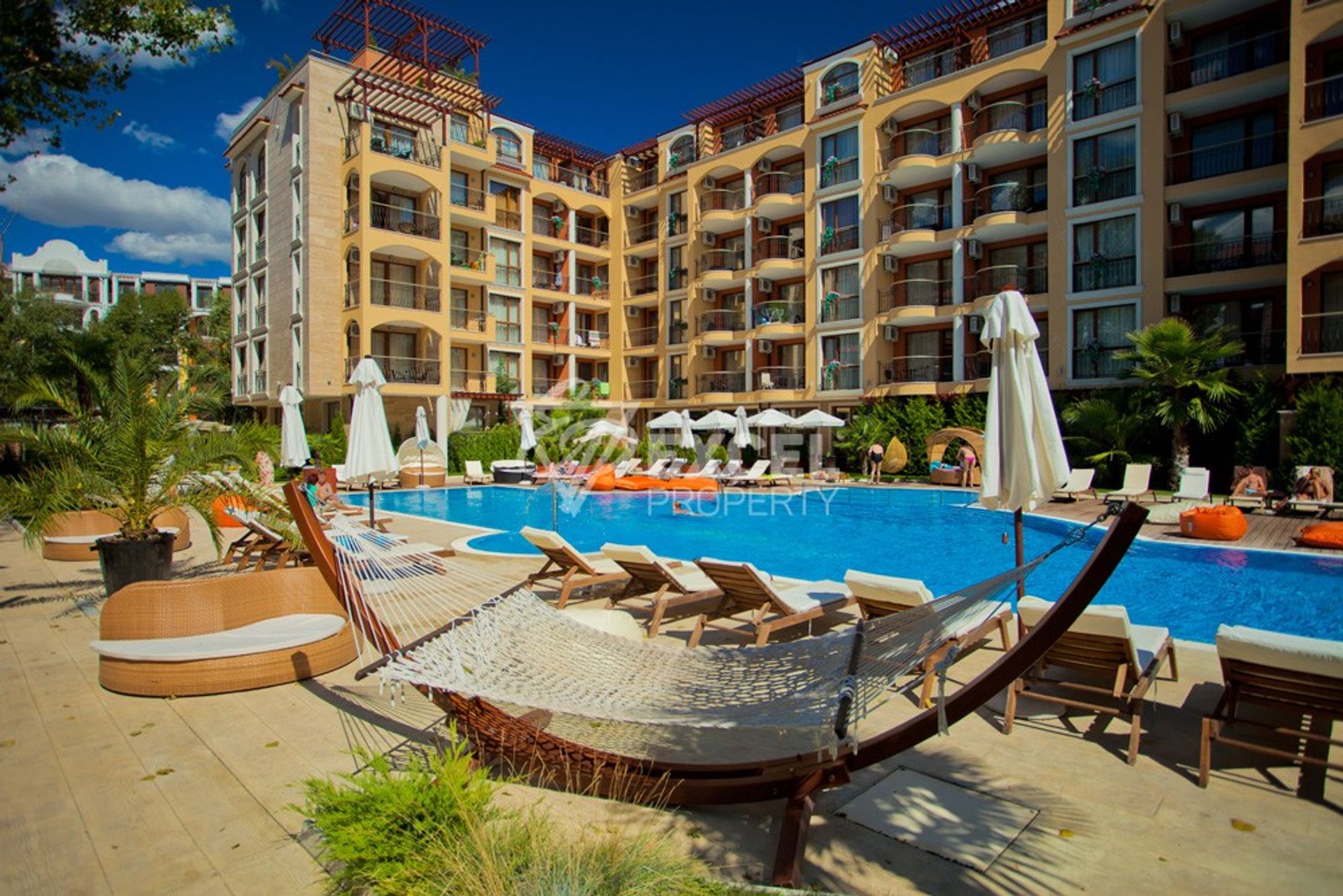 Condominio en Nesebar, Burgas 12139808