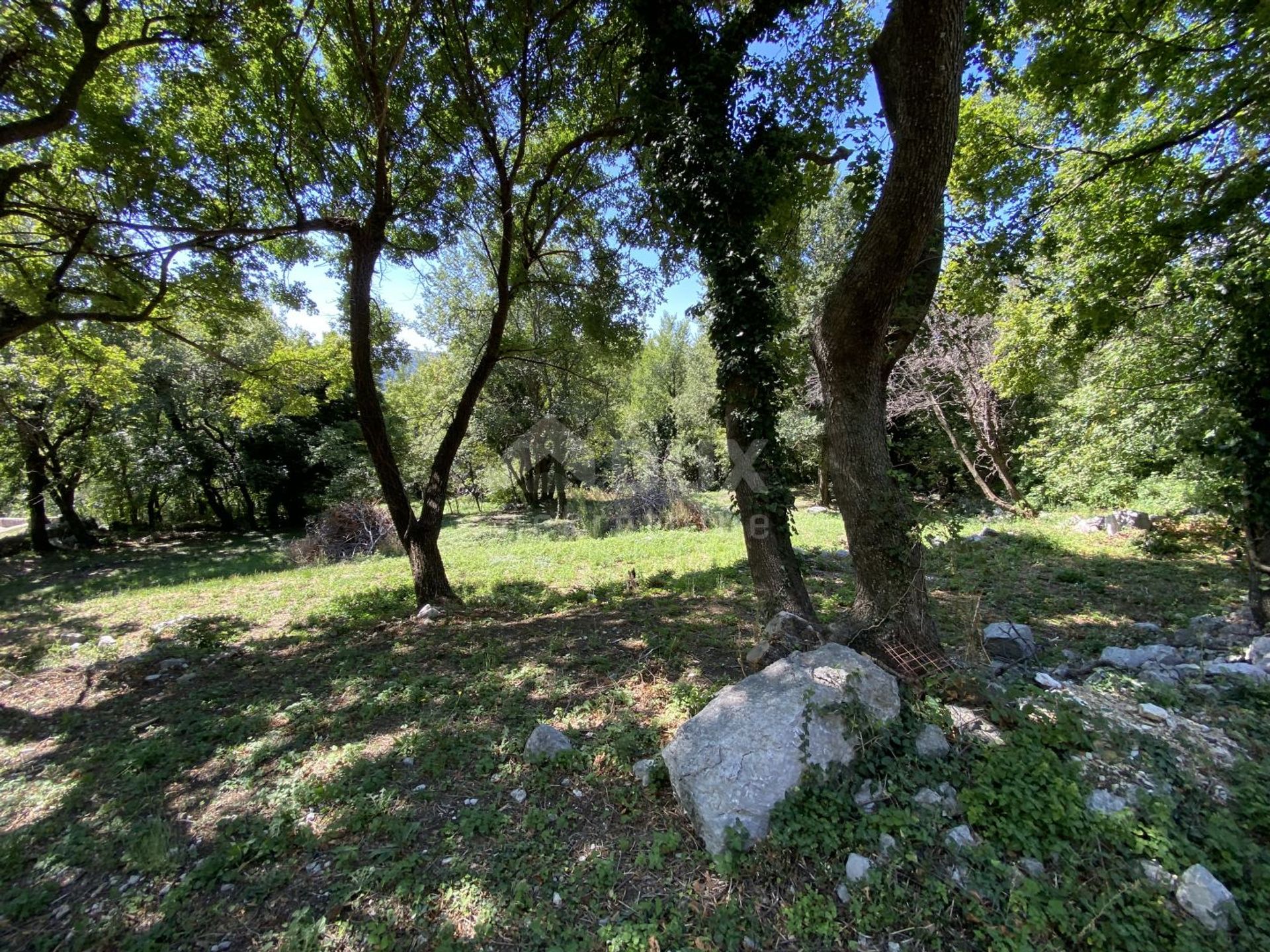 Land in Barci, Primorsko-Goranska Zupanija 12139995