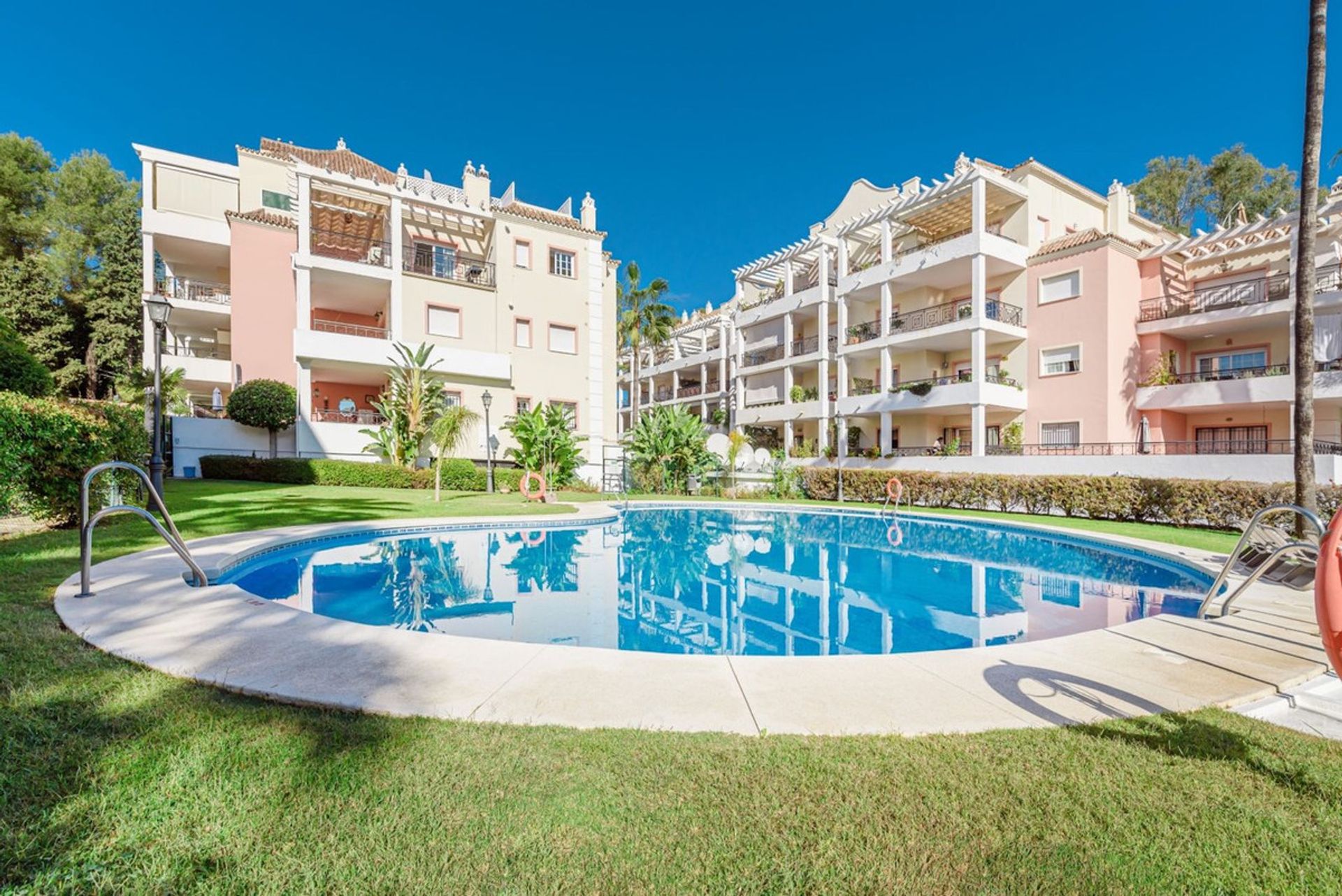 Condominio en marbella, Andalucía 12141192