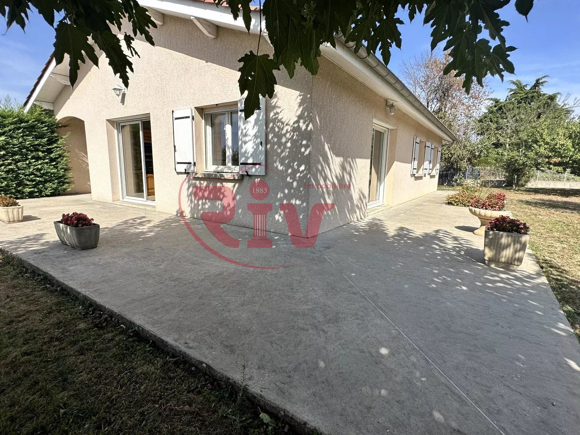 سكني في Beaurepaire, Isère 12141399