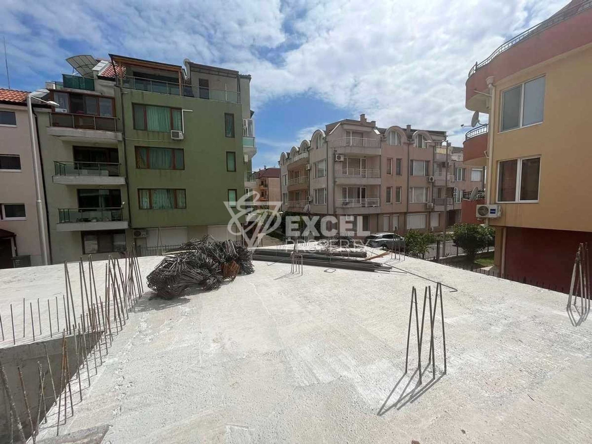 Condominium in Nessebar, Burgas 12141697