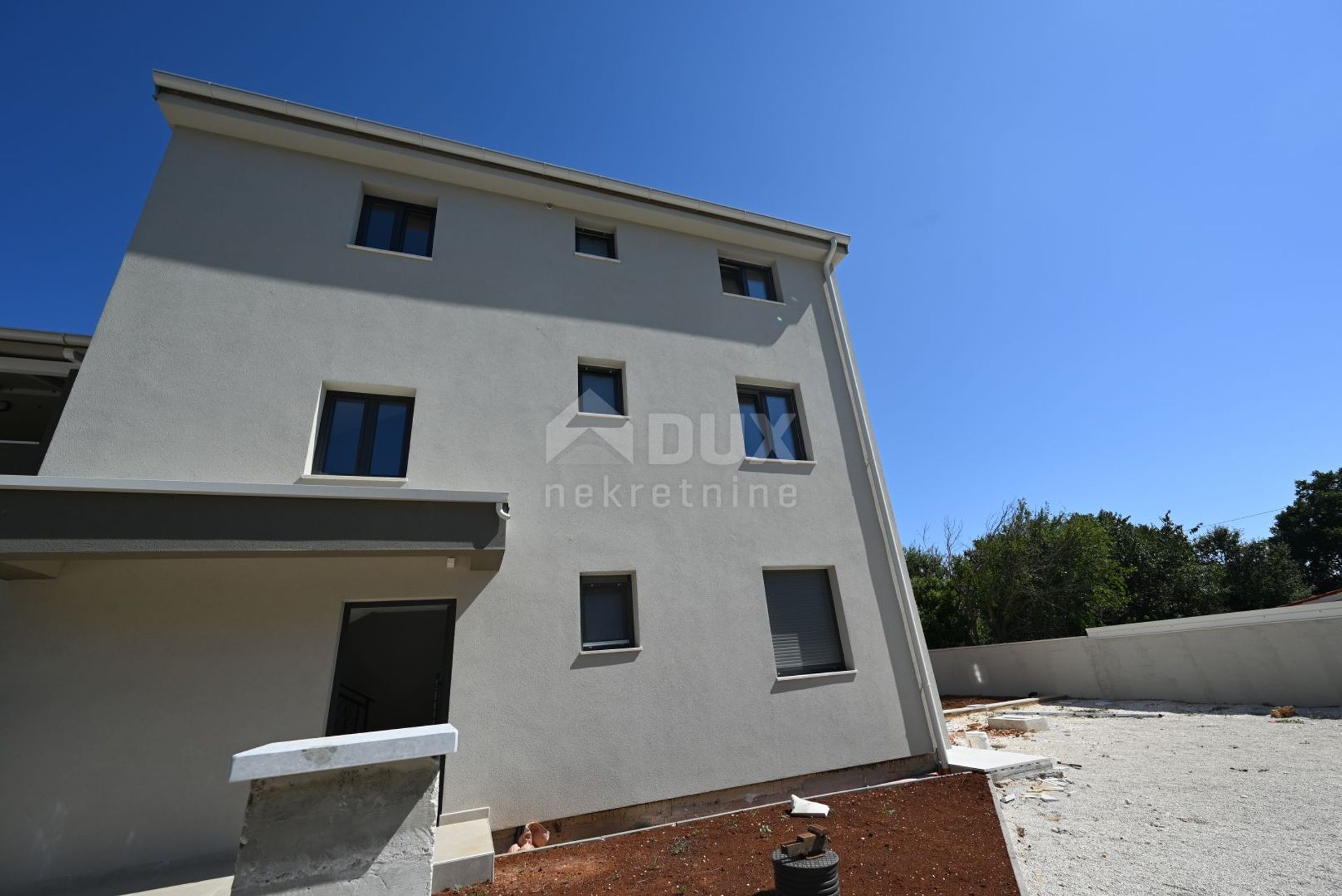 Condominio en Pomer, Istria County 12141884