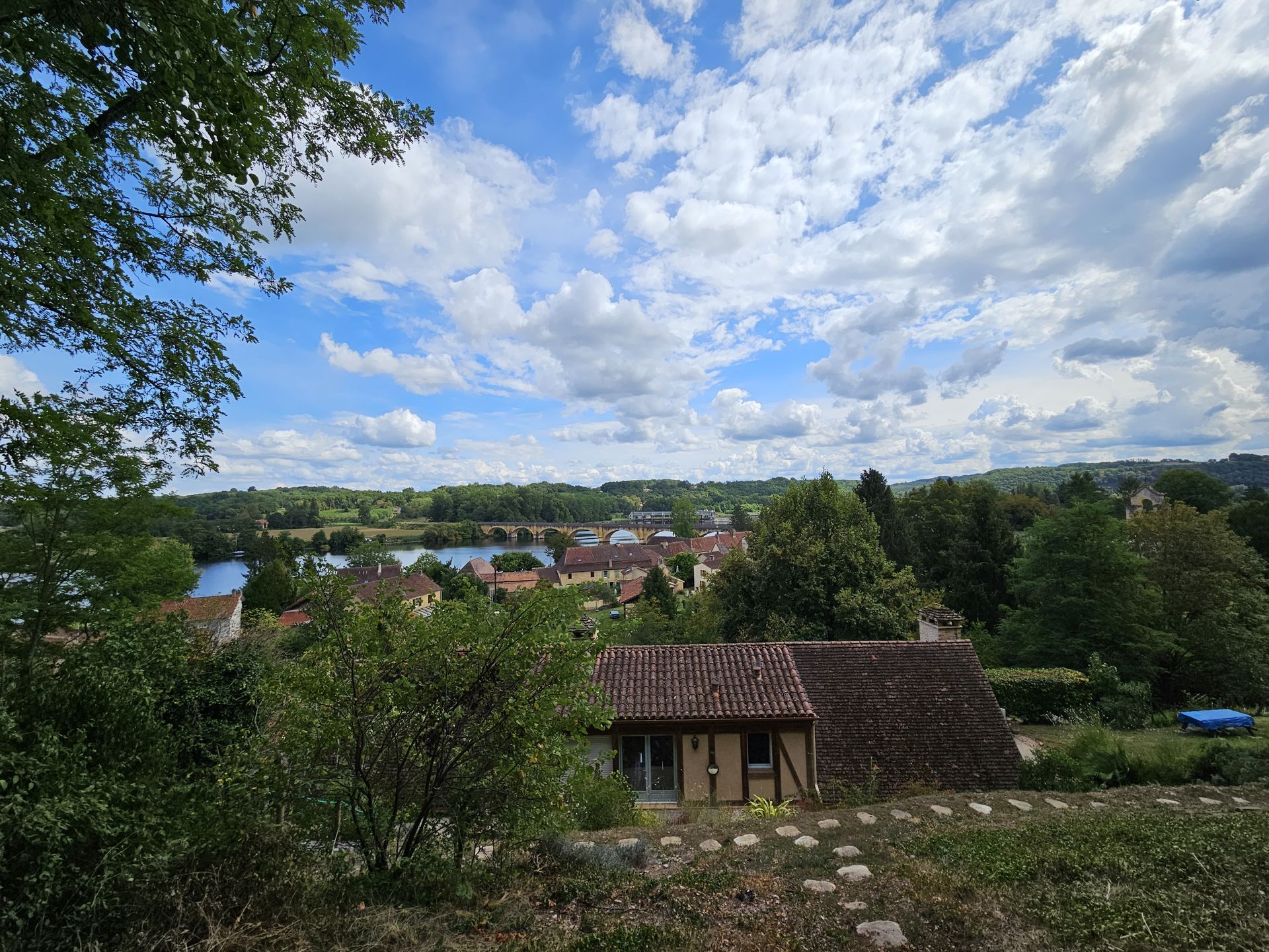 Huis in Mauzac-et-Grand-Castang, Nouvelle-Aquitaine 12143067