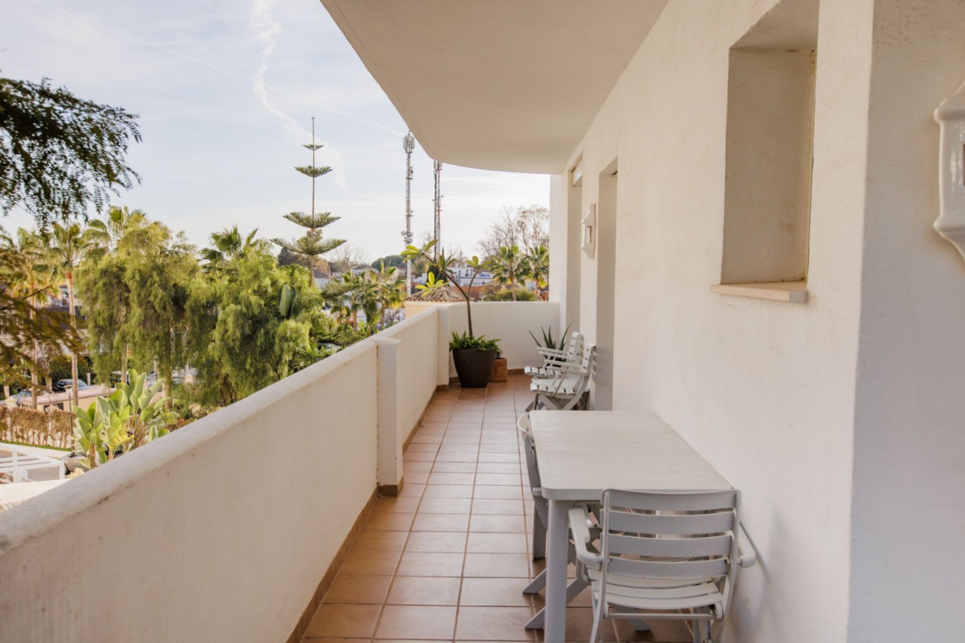 Condominium in Marbella, Andalusia 12143233