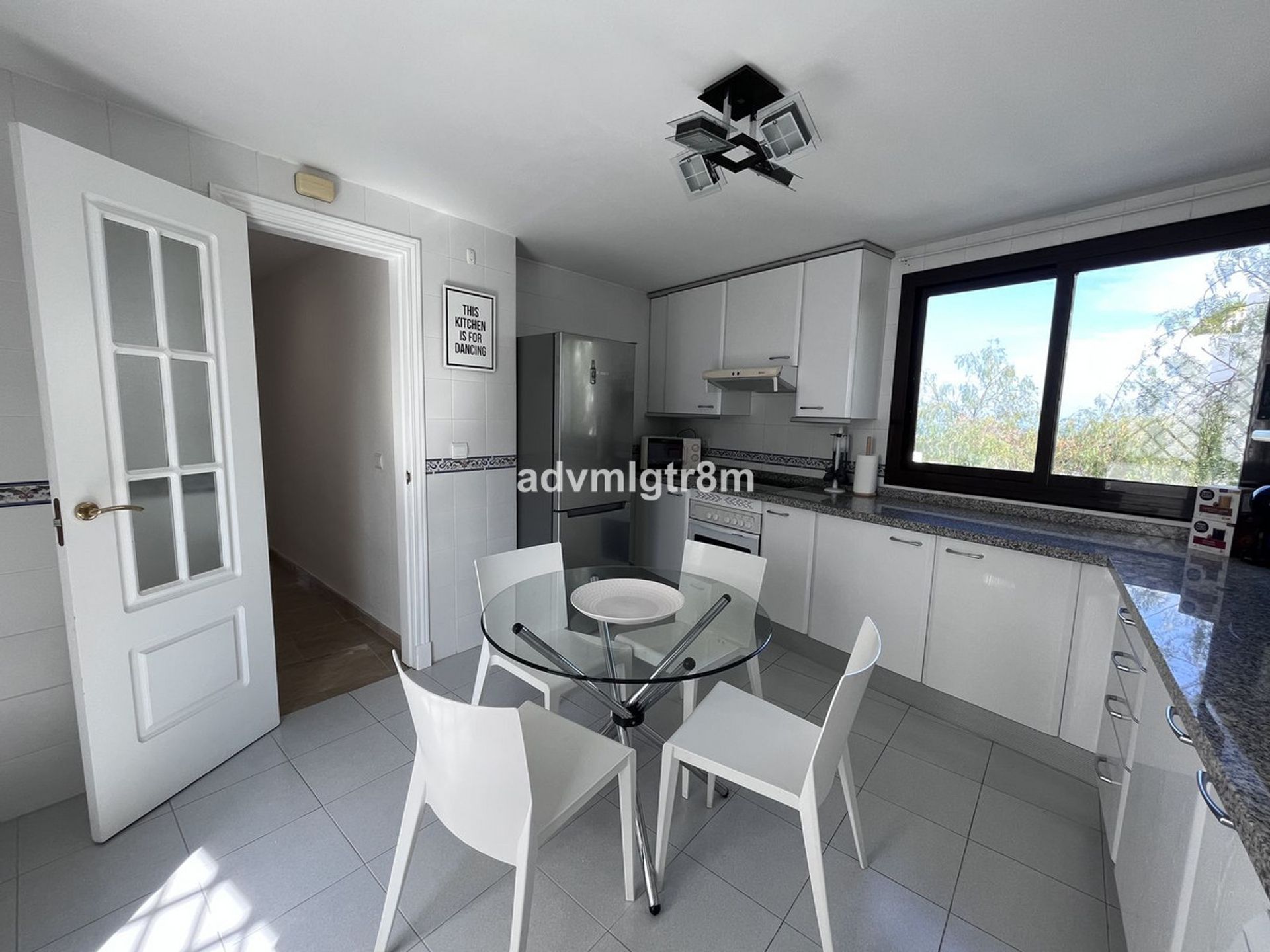 Condominium in Marbella, Andalusia 12143413