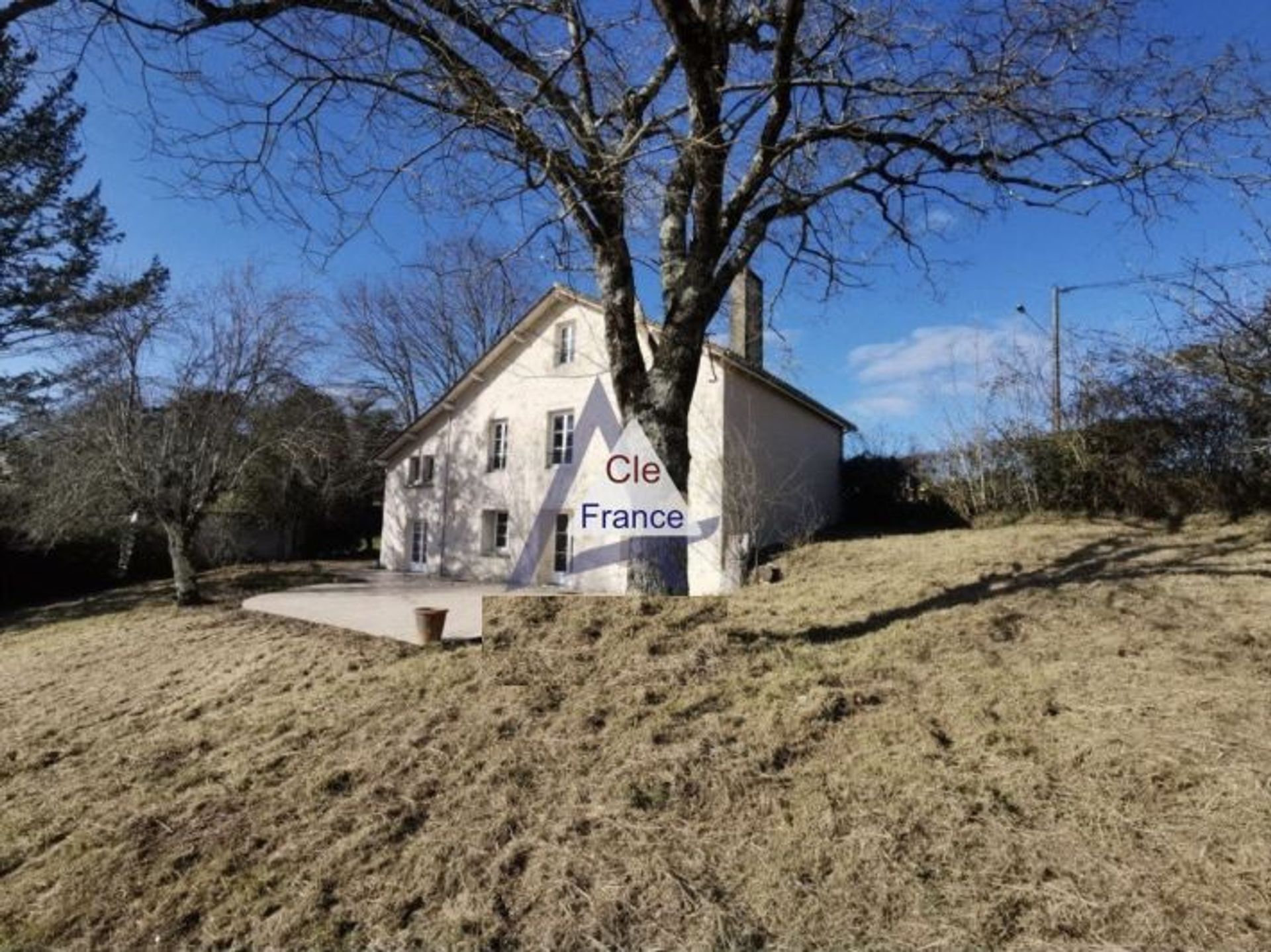 House in Montpon-Ménestérol, Nouvelle-Aquitaine 12143925