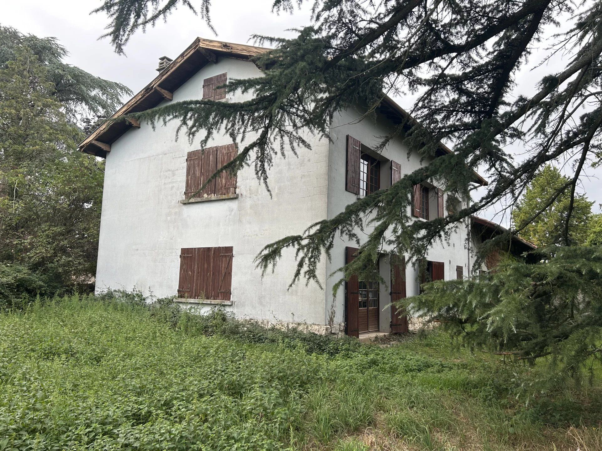 House in Bourg-en-Bresse, Ain 12144207