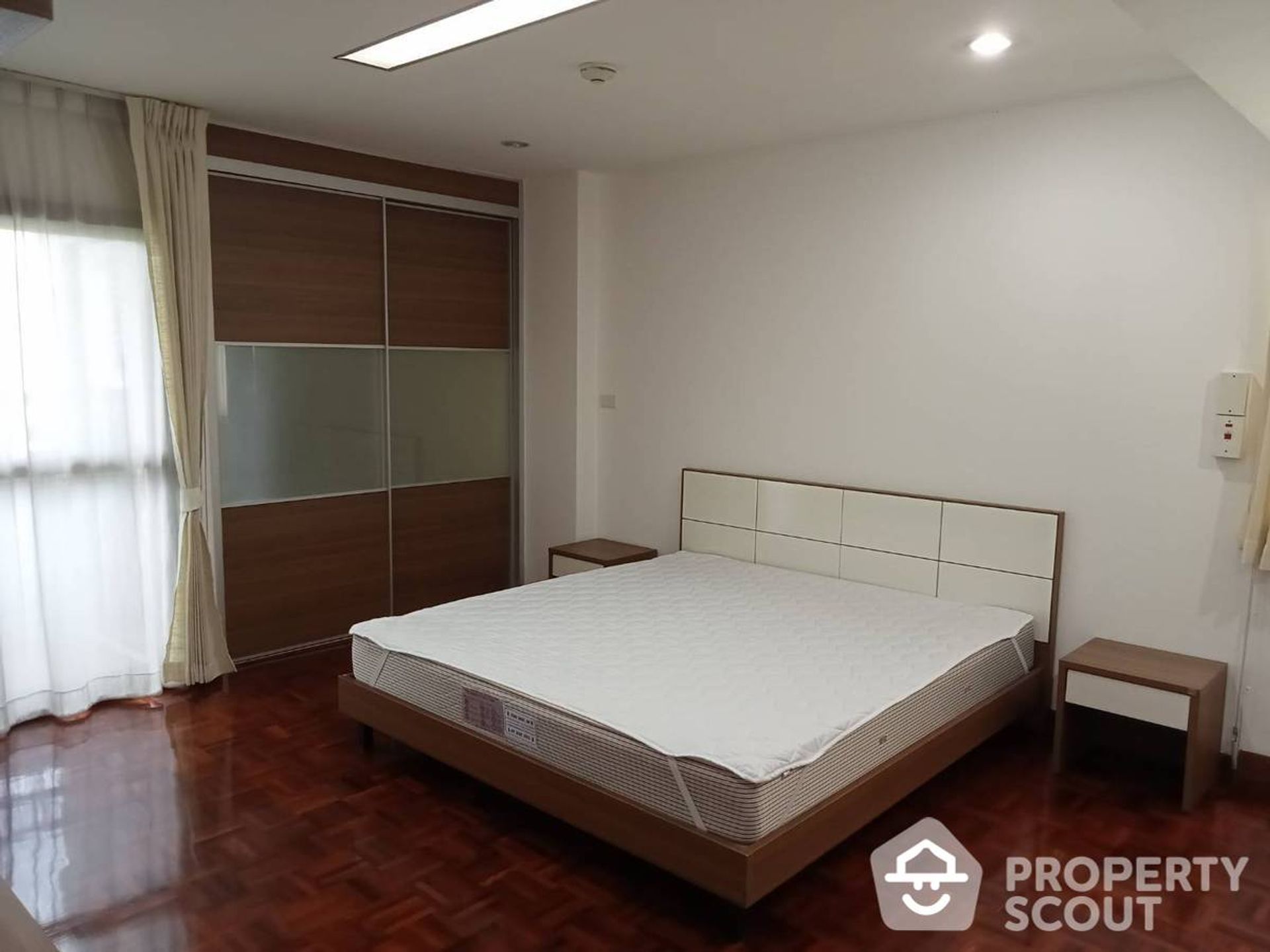 Condominium in Watthana, Krung Thep Maha Nakhon 12145123