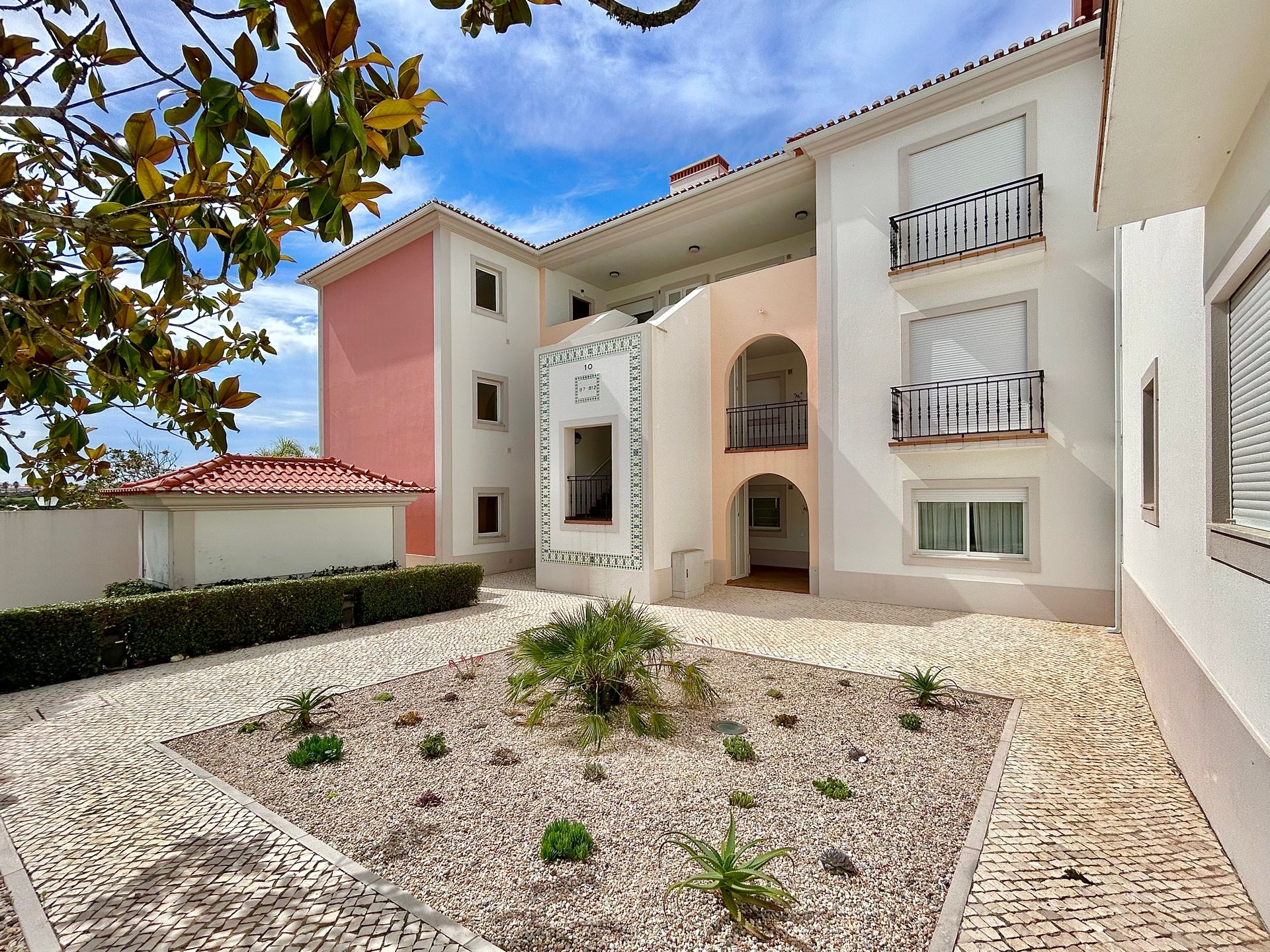 Condominium in Ferrel, Leiria 12146432