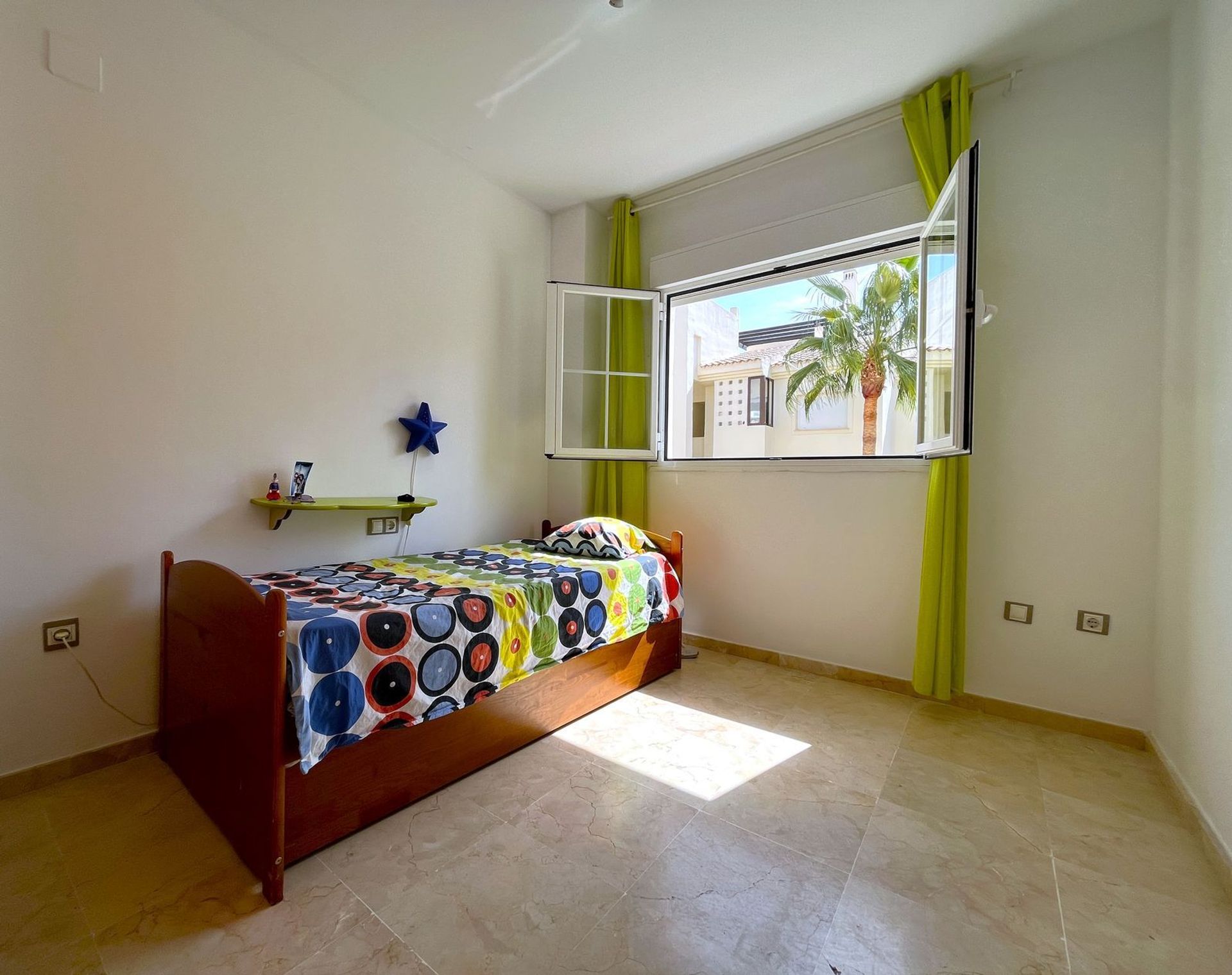 Condominium in San Luis de Sabinillas, Andalusia 12146678